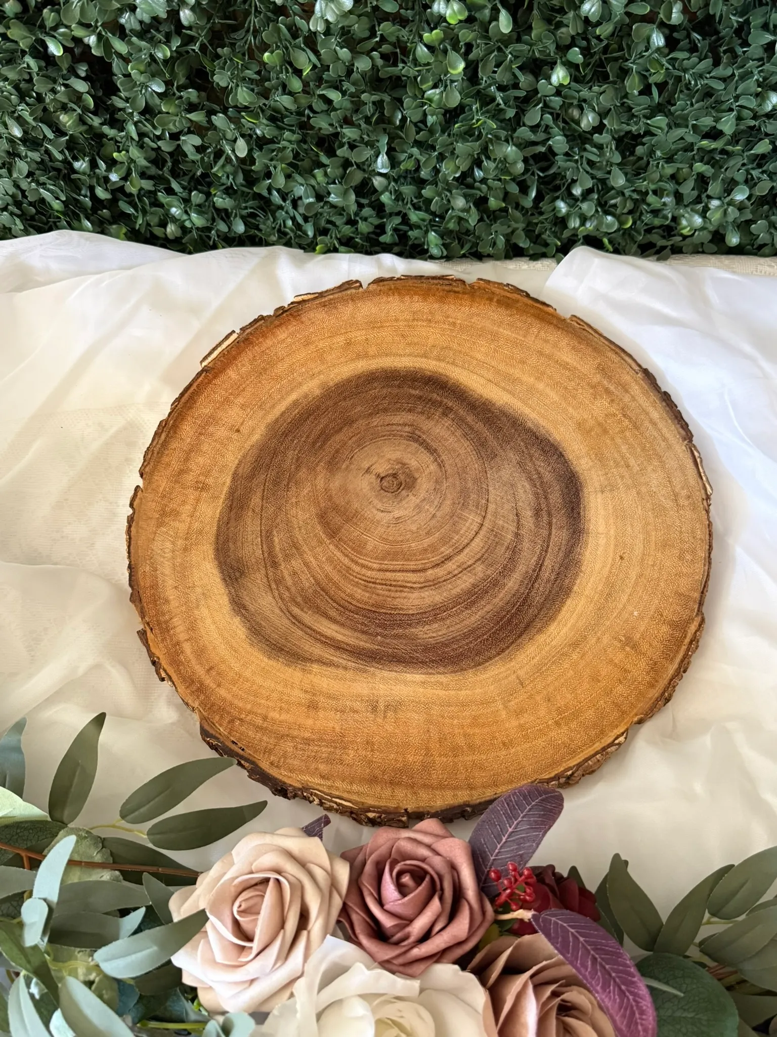 Wooden Round Centerpiece