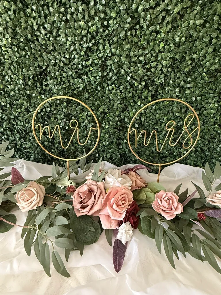 Mr. & Mrs. Metal Table Signs