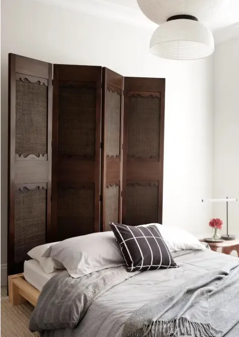 Beds & Folding Screens