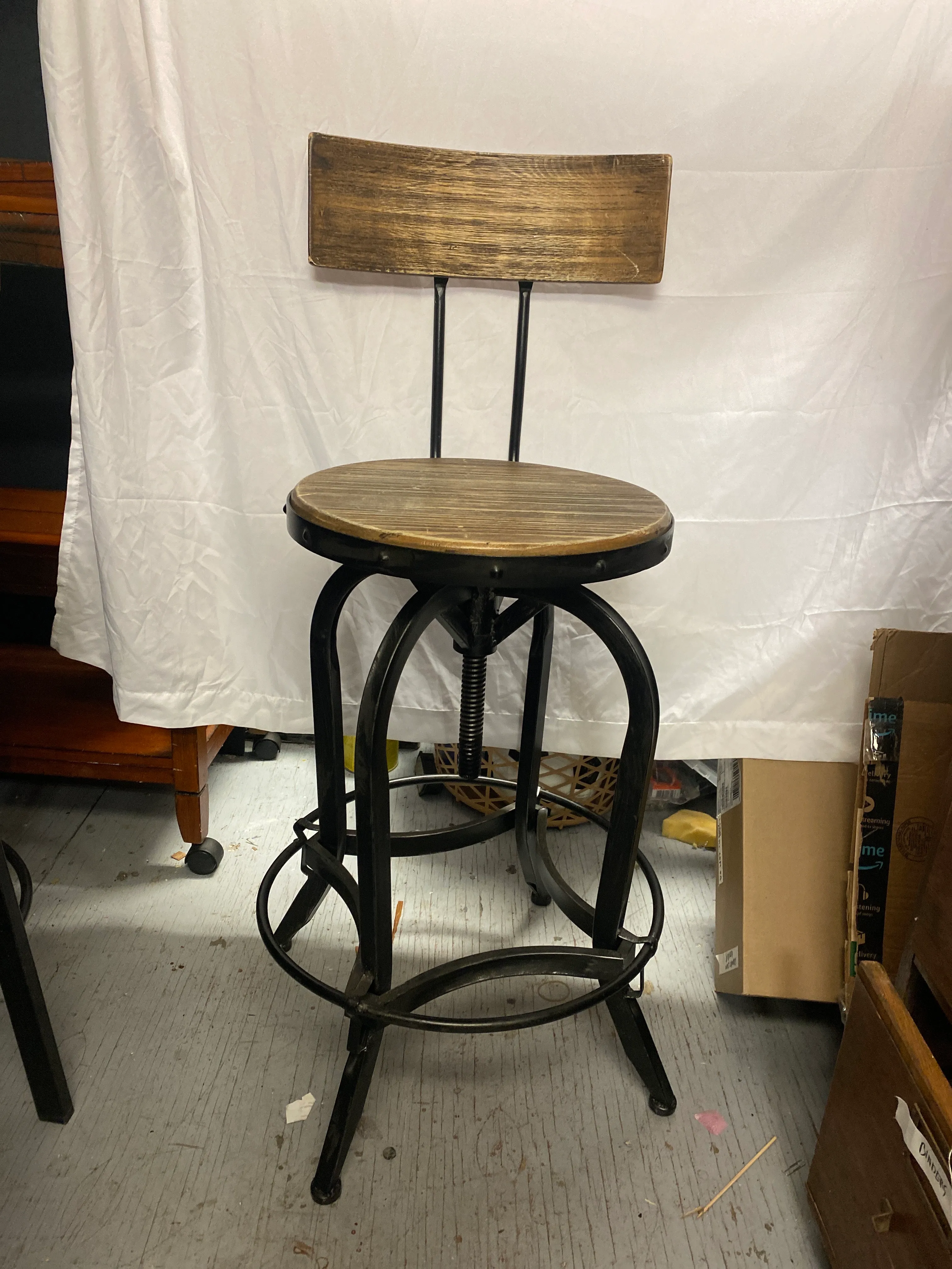Wood/Metal Adjustable Bar Stool with Back