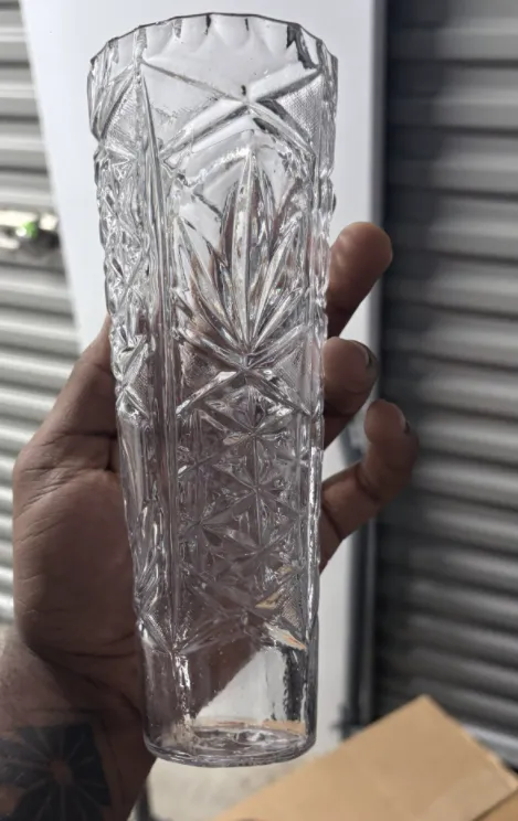Breakaway Vase 