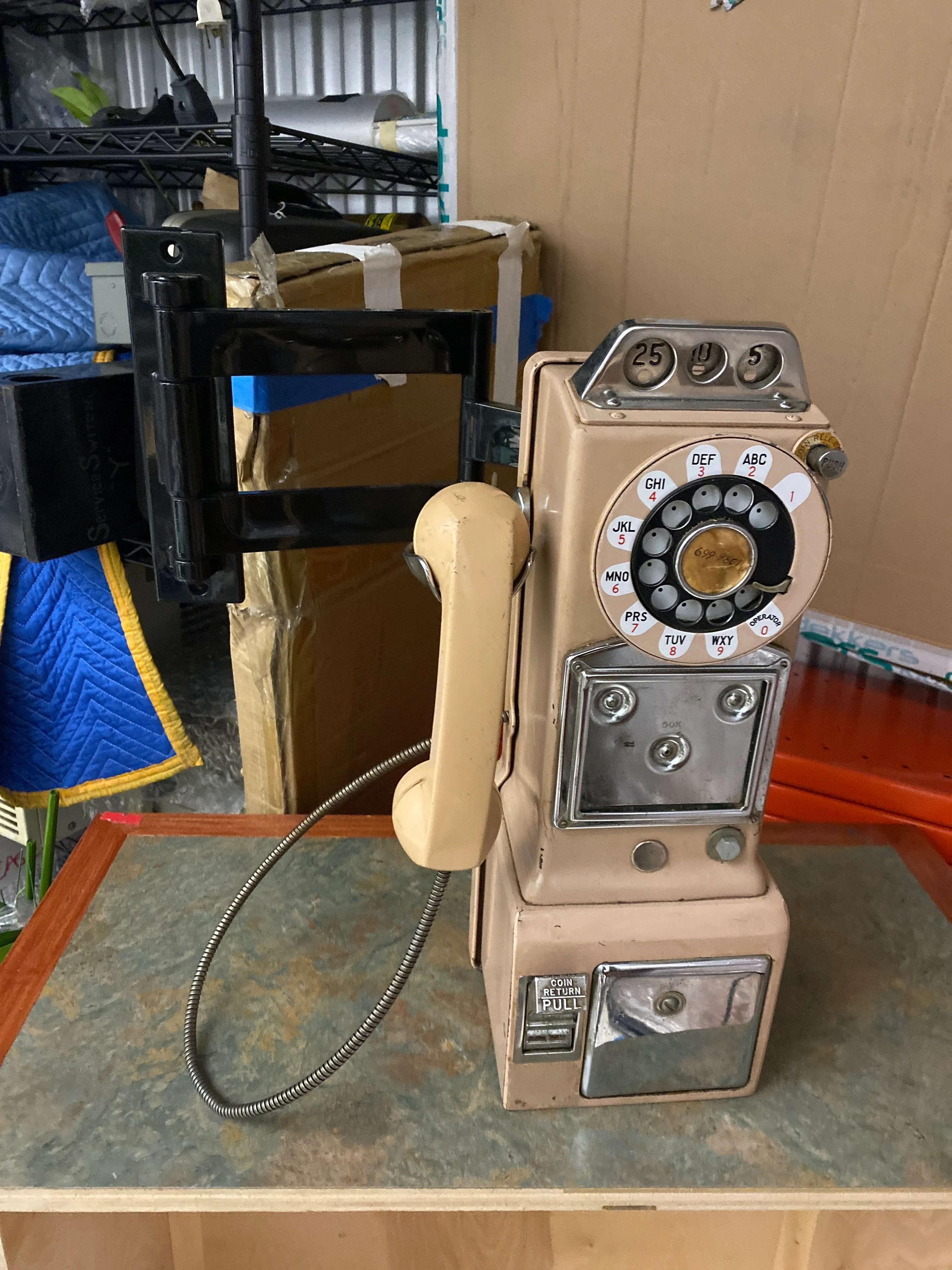 Wall Mounted Coin Operated Pay Phone 