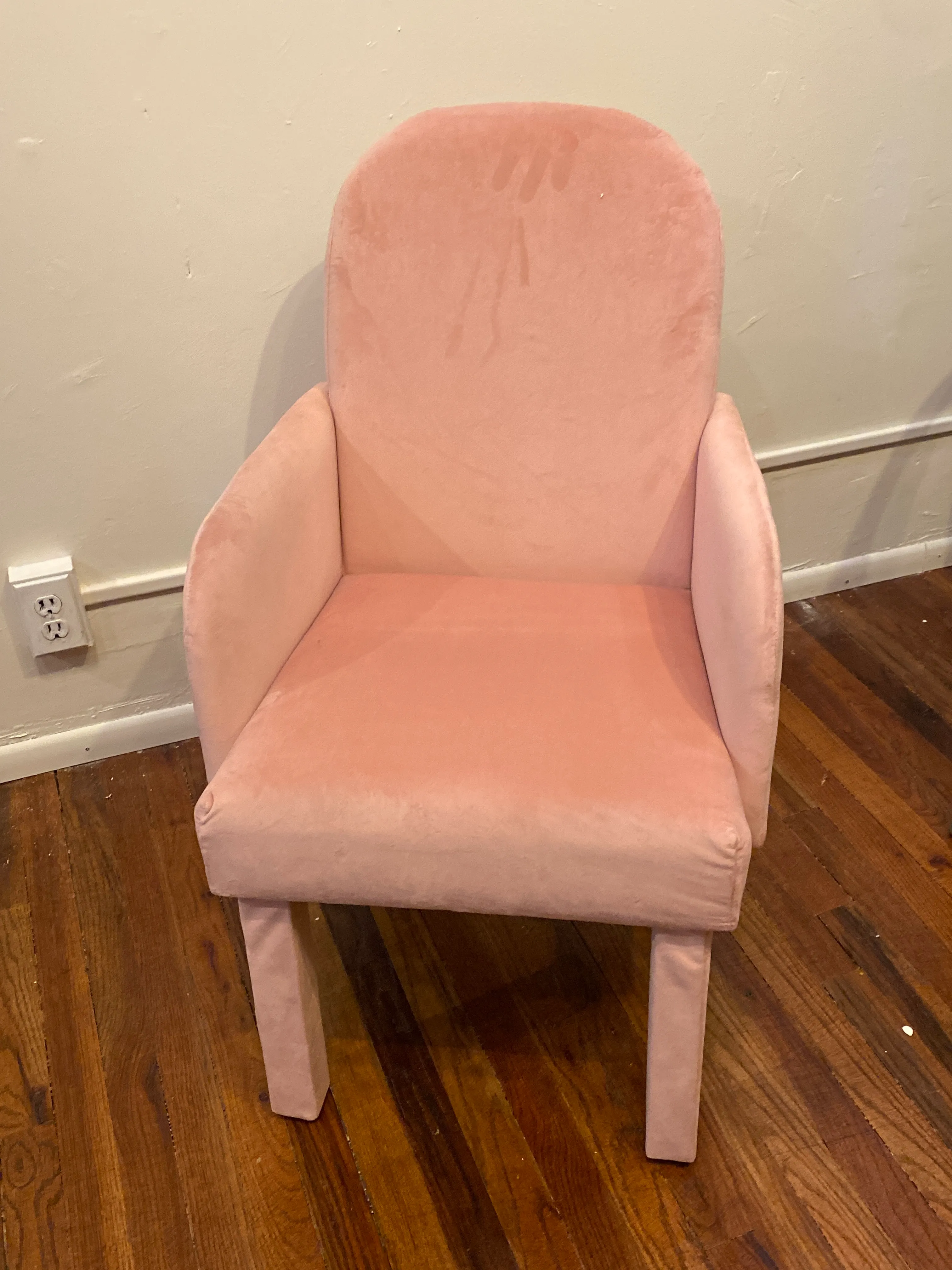 Pink Velvet Round Back Upholstered Chair