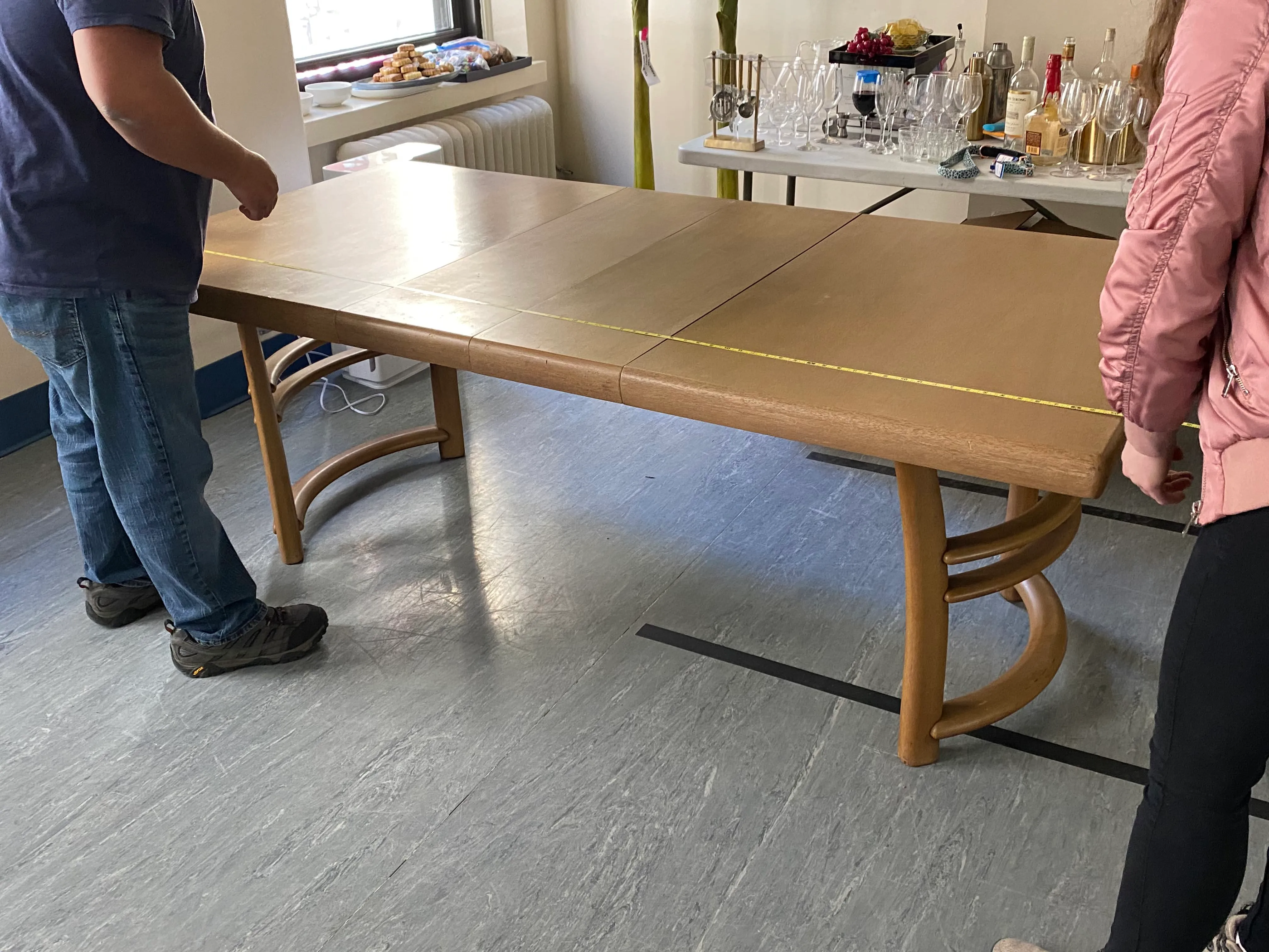 Light Wood Dining Table, 2 leafs
