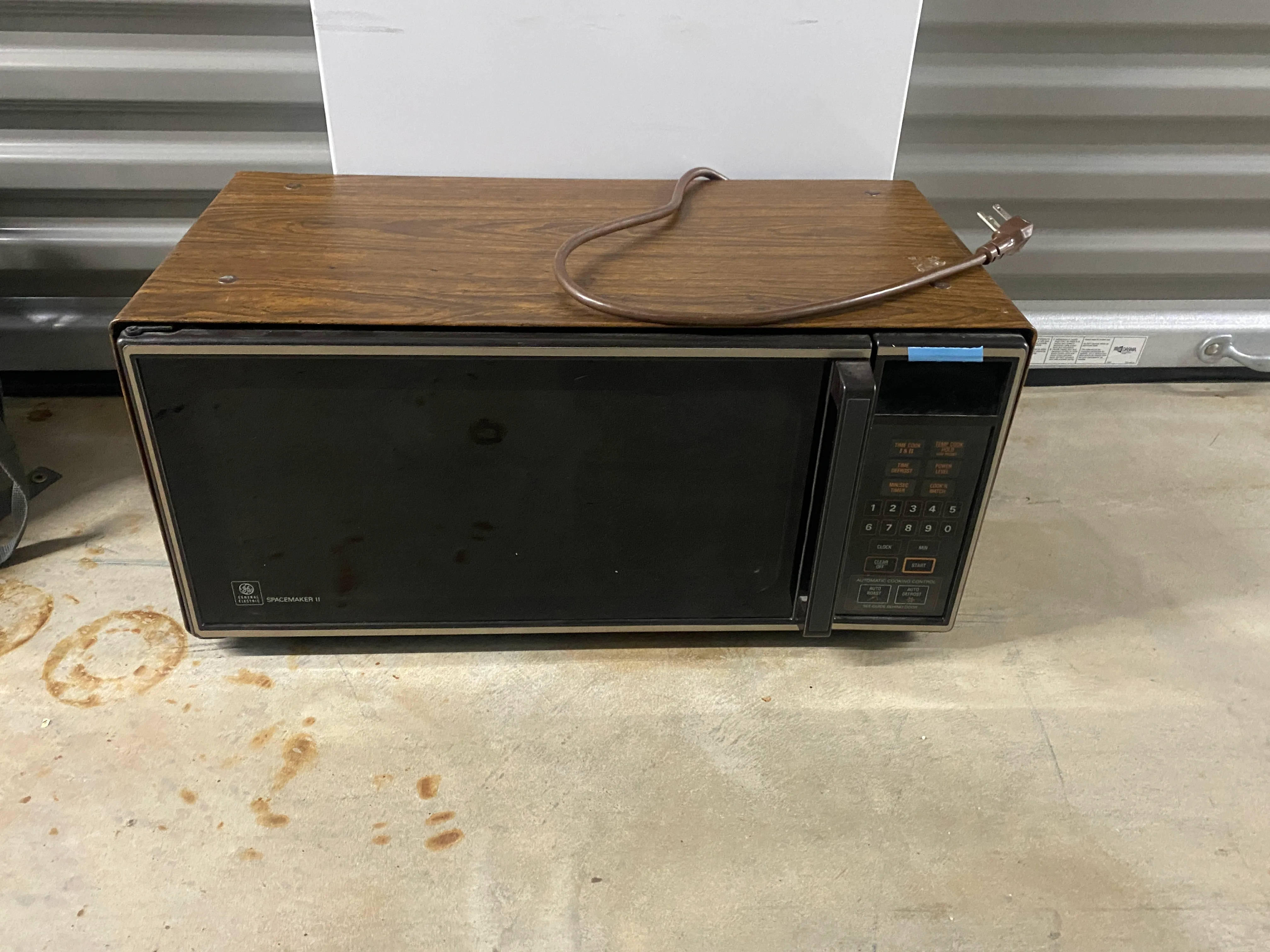 Vintage Microwave 