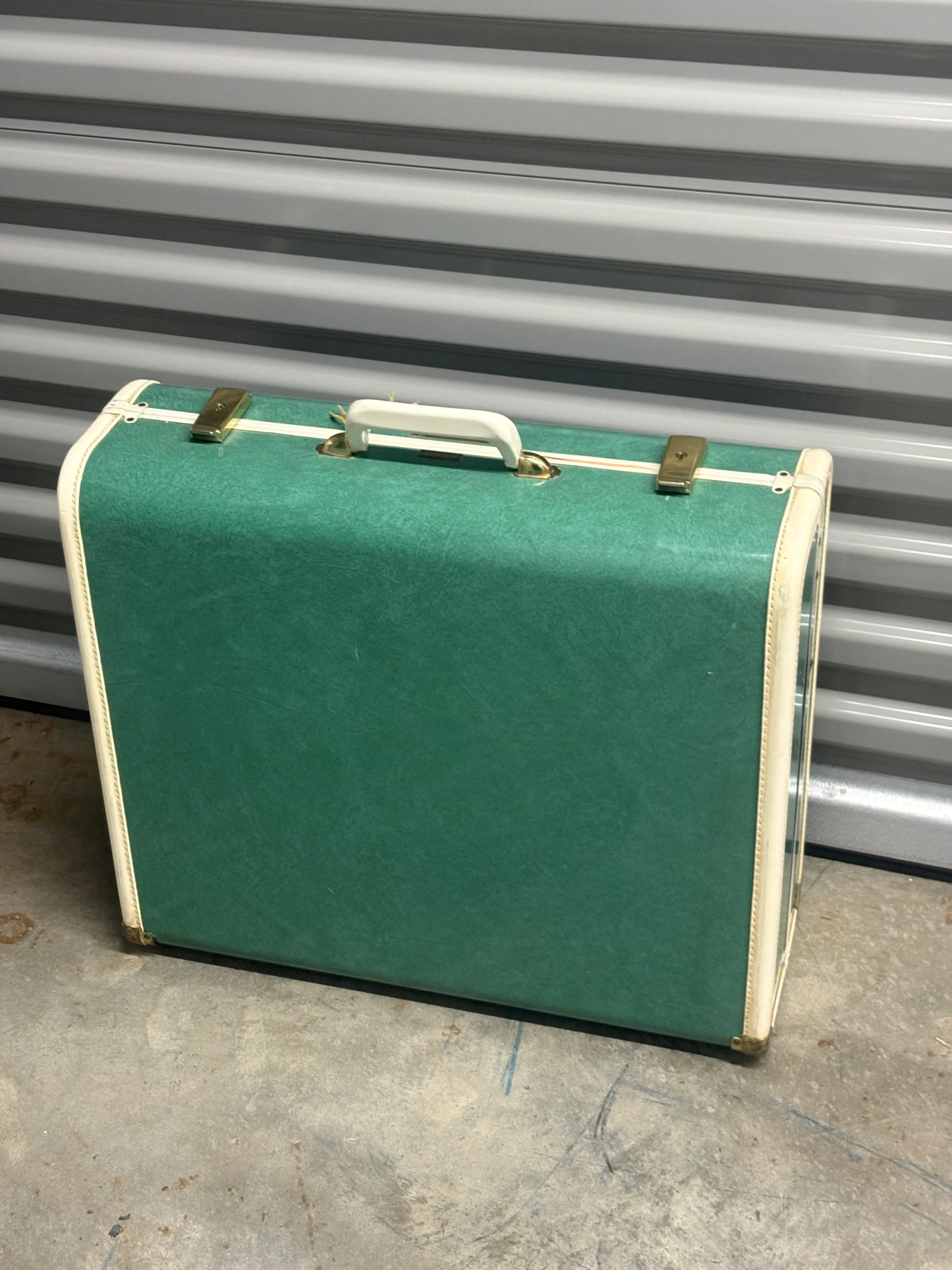 Green/White Hard Sided Suitcase 
