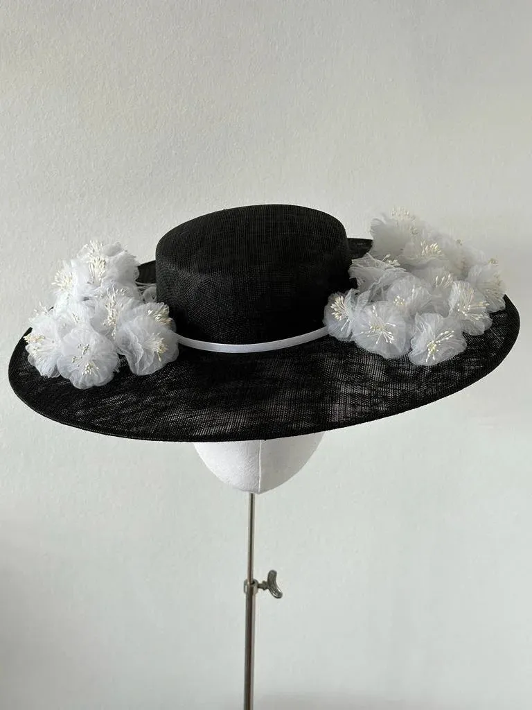 Sara - Black & White