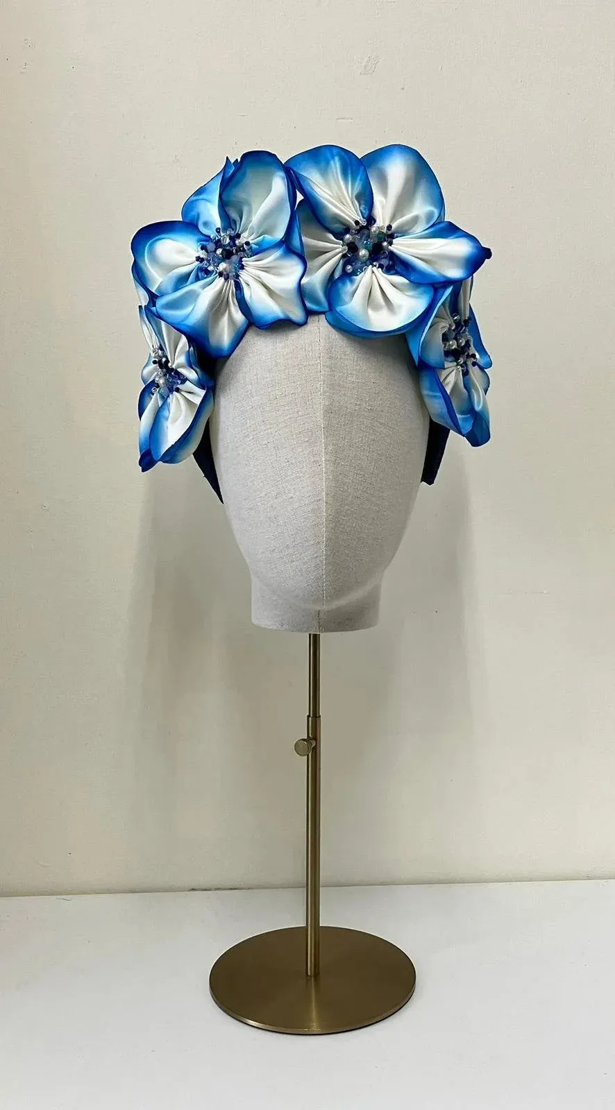 Carmella - Blue & White