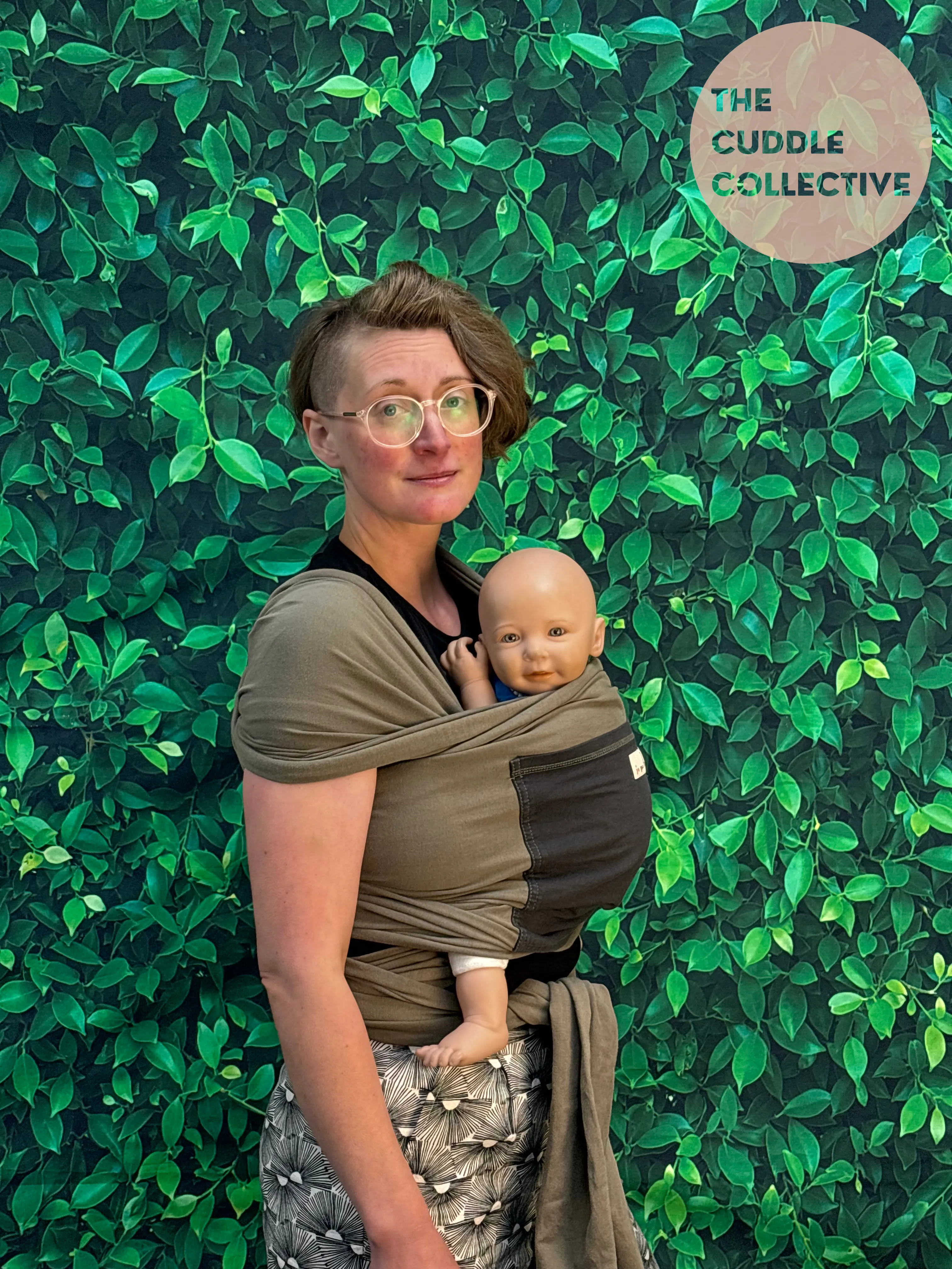 Je Porte Mon Bebe - Original - Two Way Stretchy - Khaki with Black Pocket