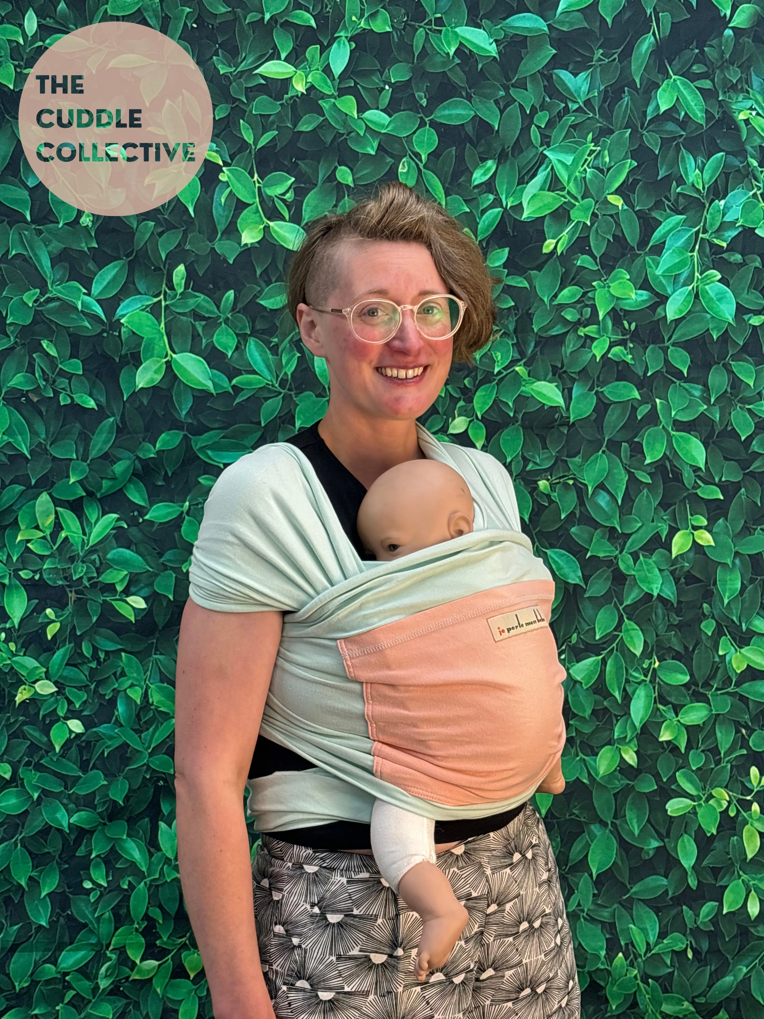 Je Porte Mon Bebe - Original - Two Way Stretchy- Mint with Pink Pocket