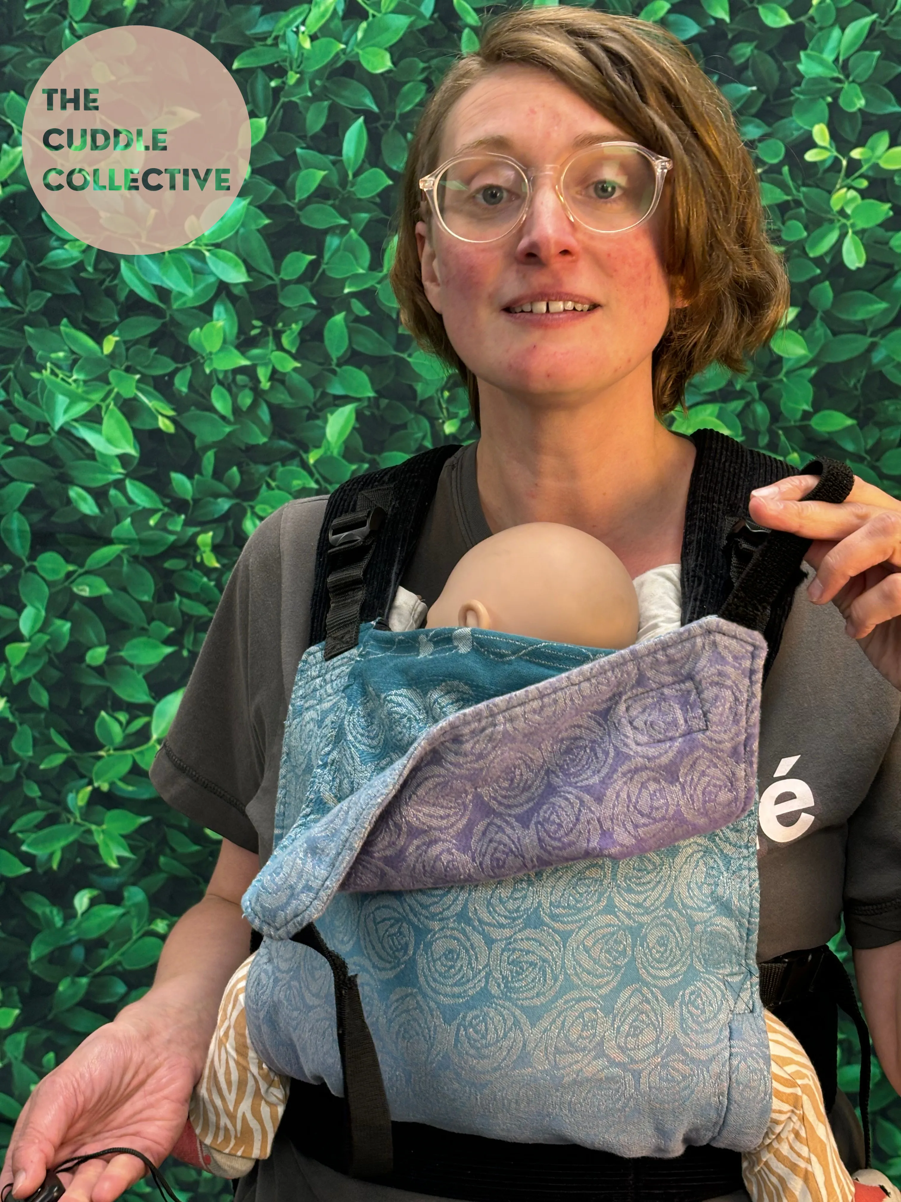 Sleepy Nico - Baby Carrier - Oscha Roses Woven Wrap