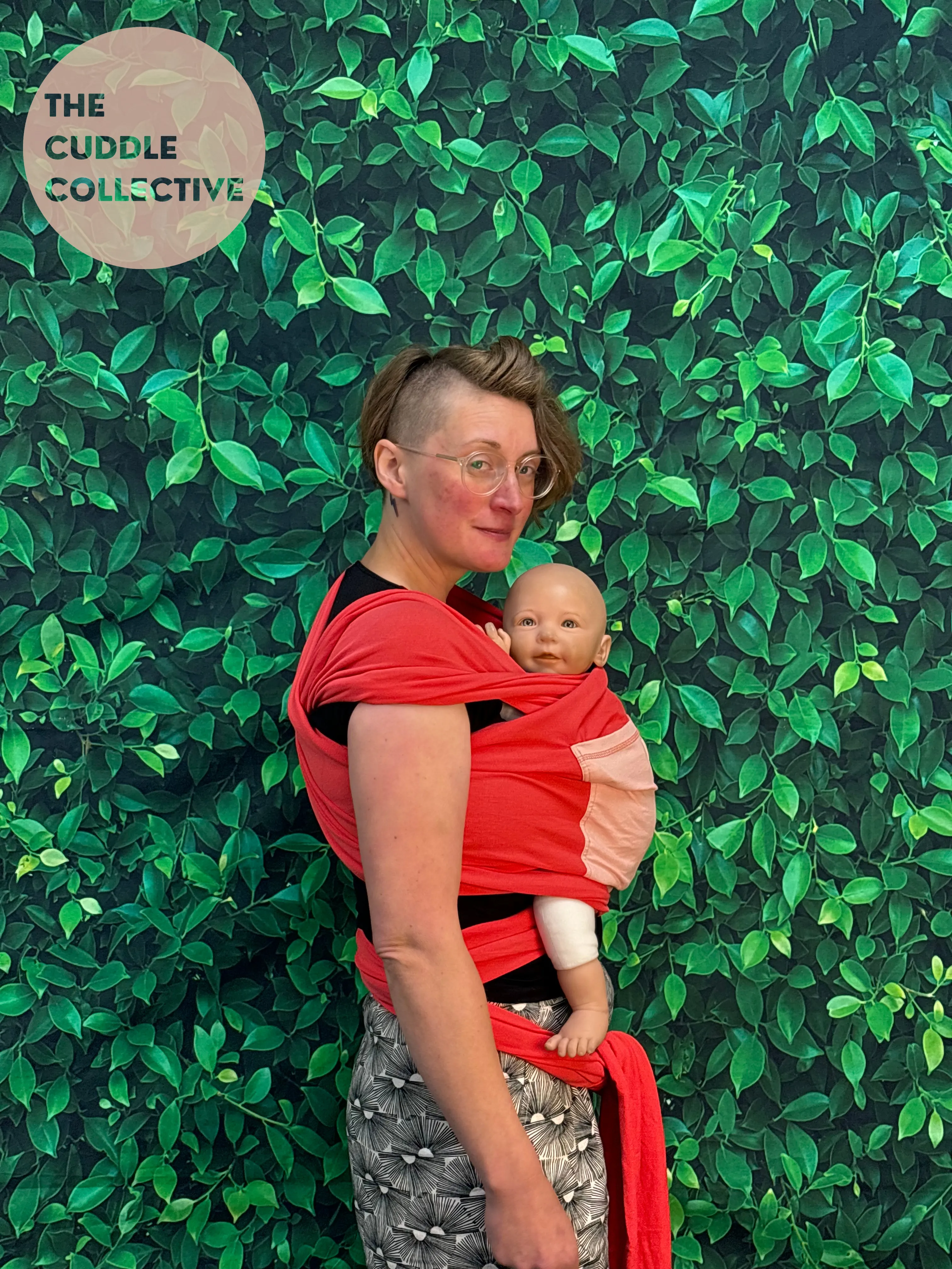 Je Porte Mon Bebe - Original - Two Way Stretchy -  Pink - with Coral Pocket