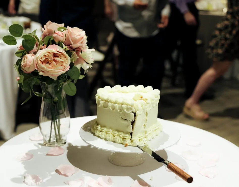 Cake stand 