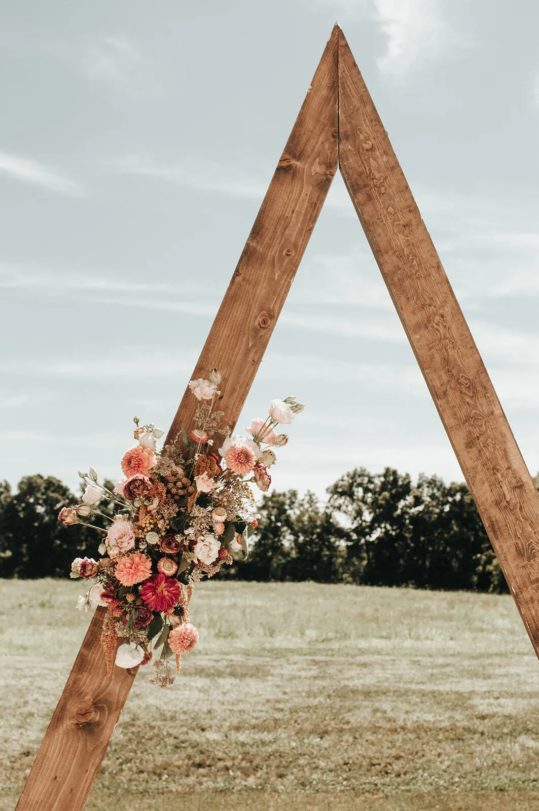Triangle arch