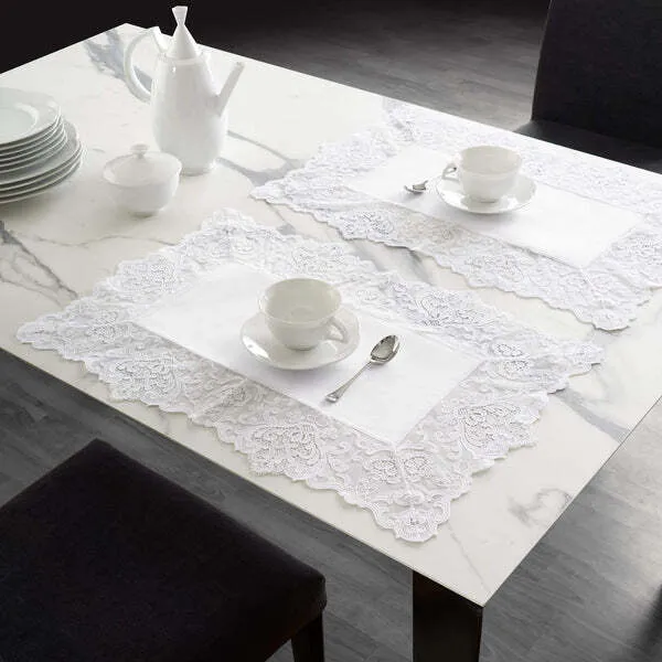 Placemats and Tablecloths