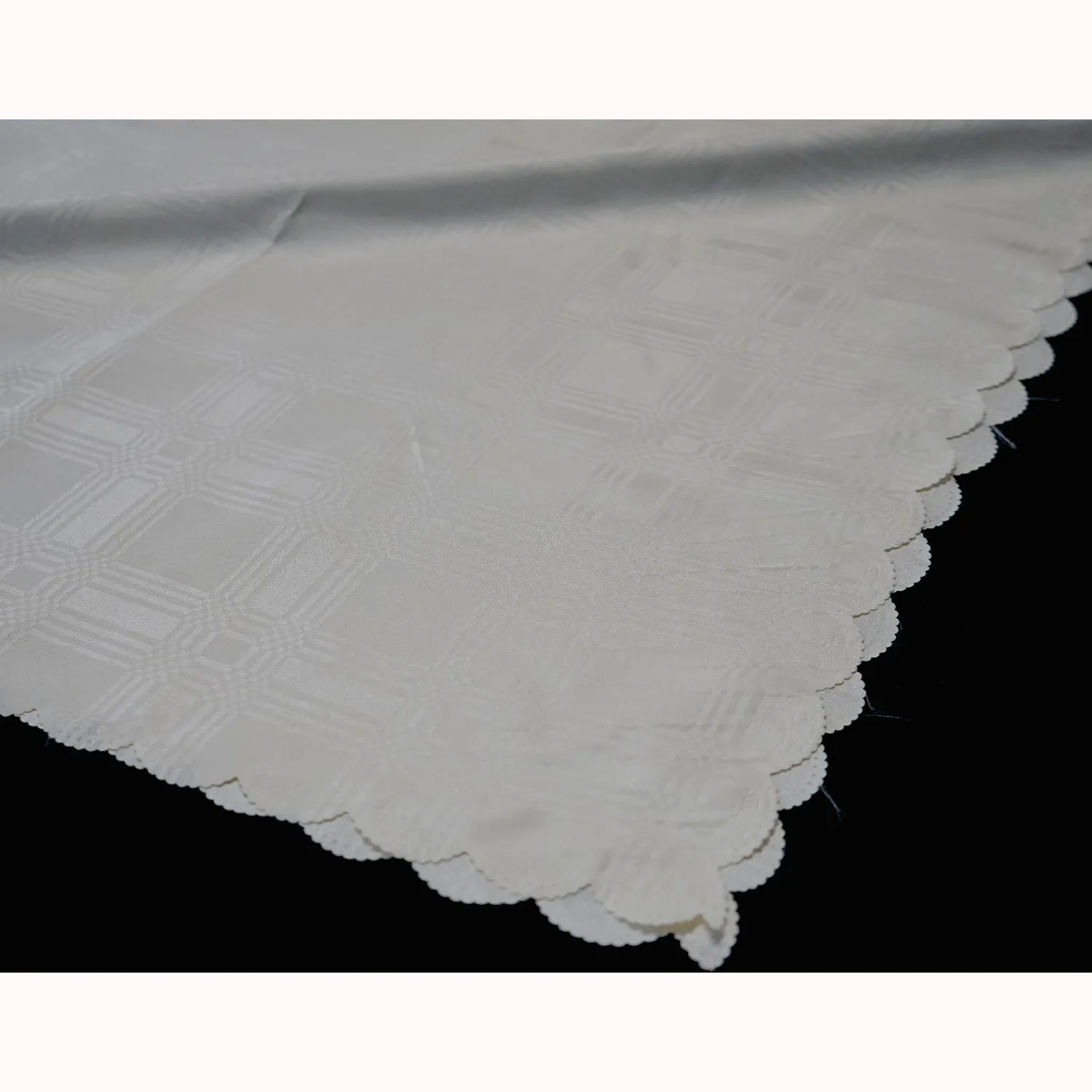 White Scallop Edge Tablecloth with Square Pattern