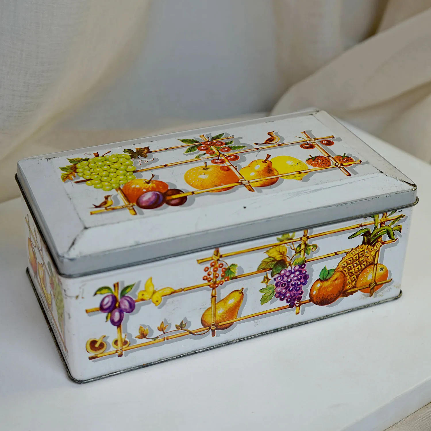White Fruit Themed Tin