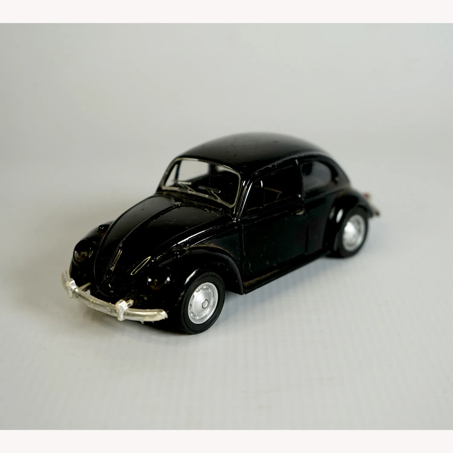 Black Beetle Toy Car Medium