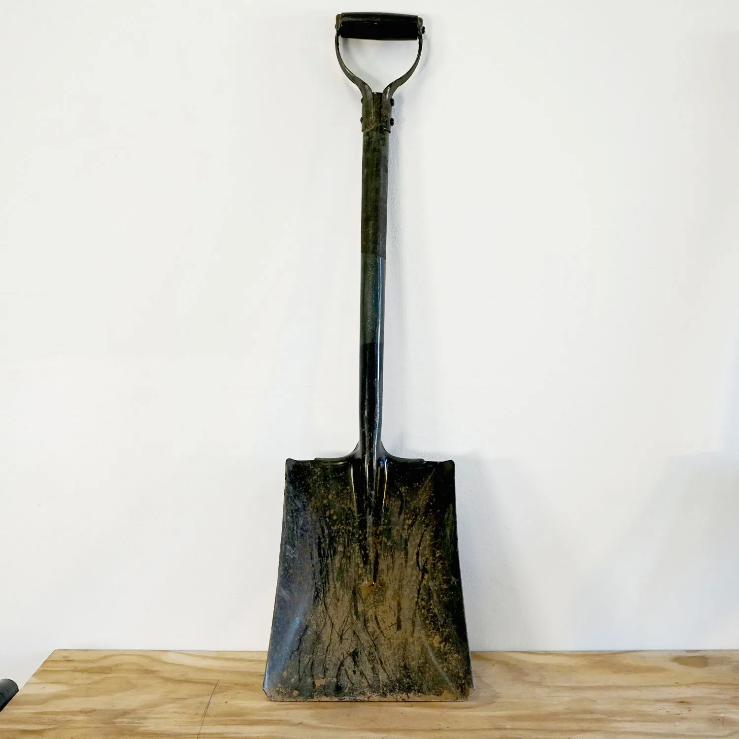 Wide Nose Garden Spade