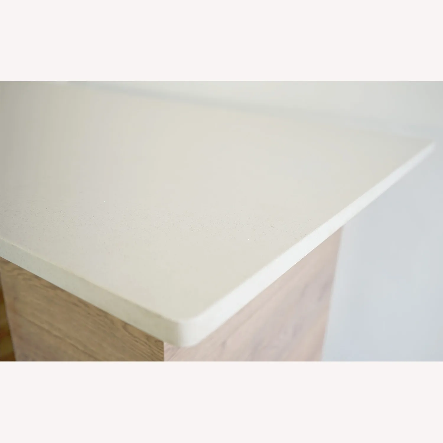 Caeserstone surface, Quartz dazzle