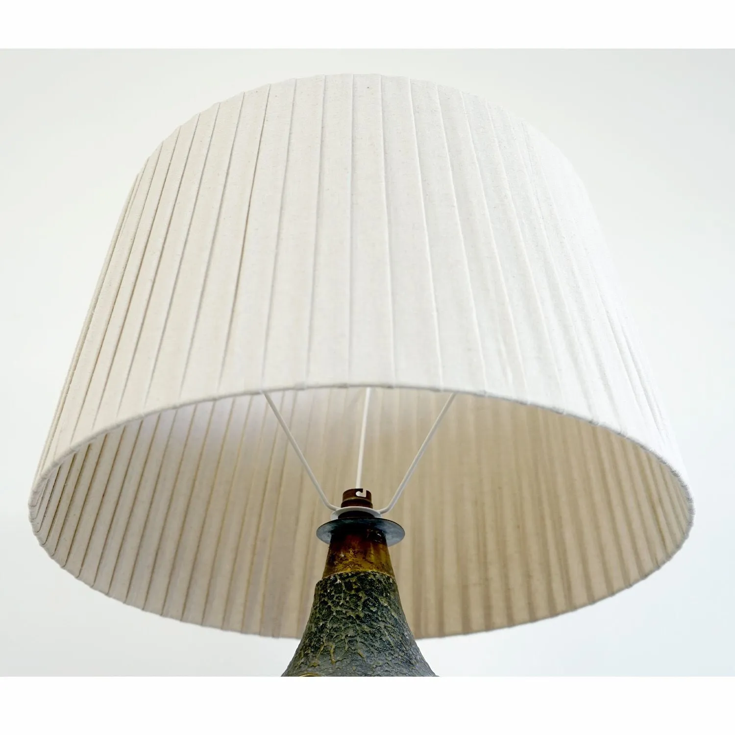 Extra Large Pleated Cream Shade