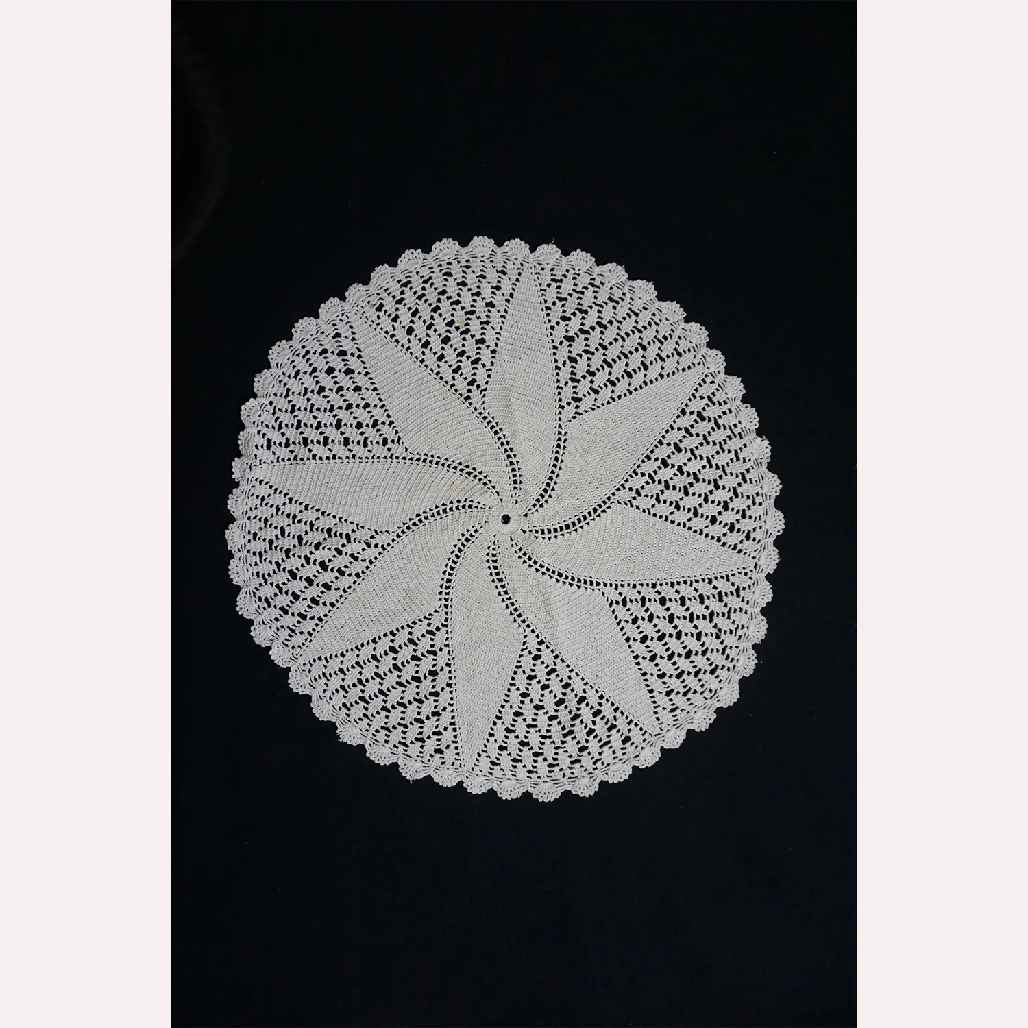 Round Doily, Small