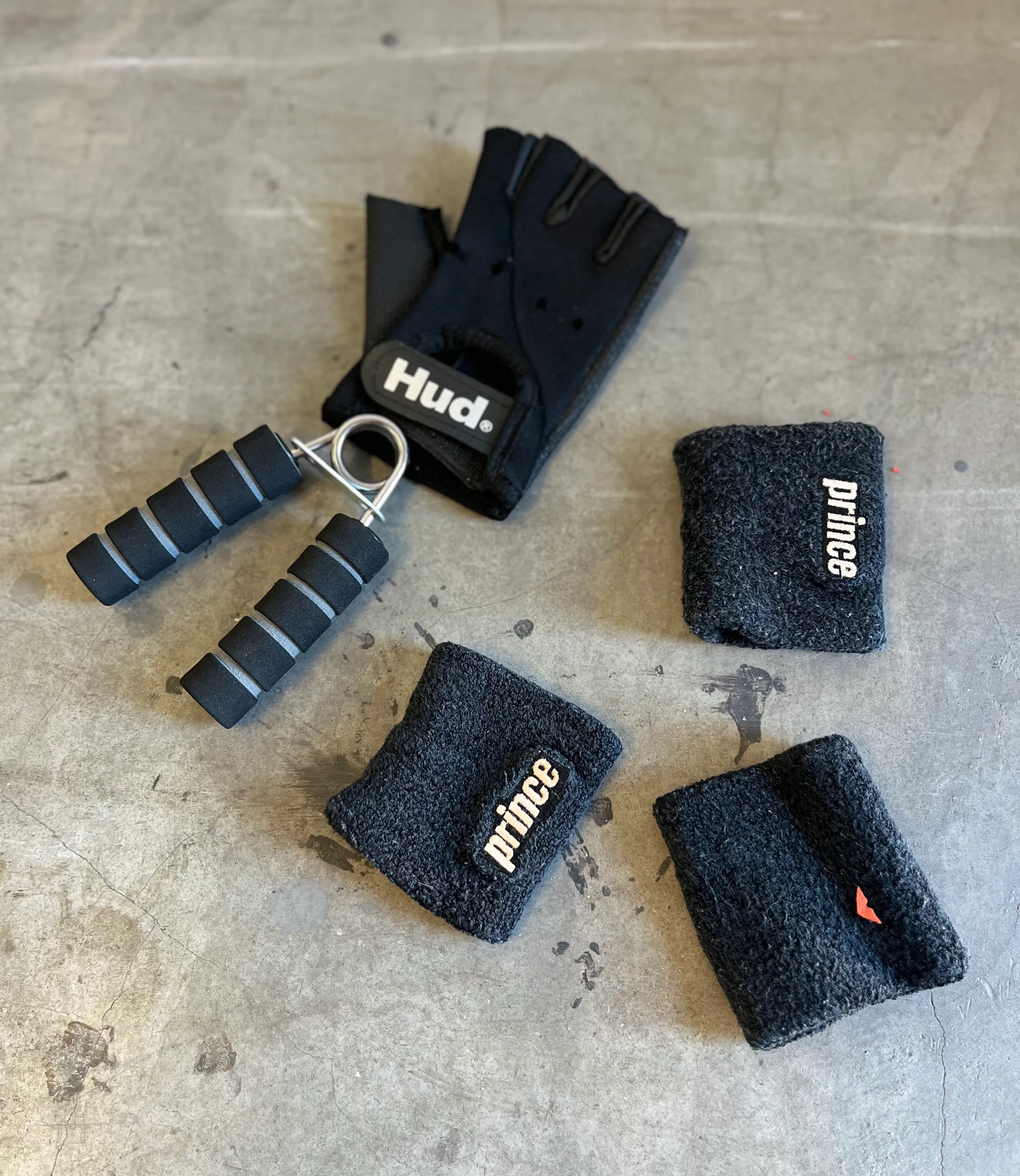 Grip and Wristband Set