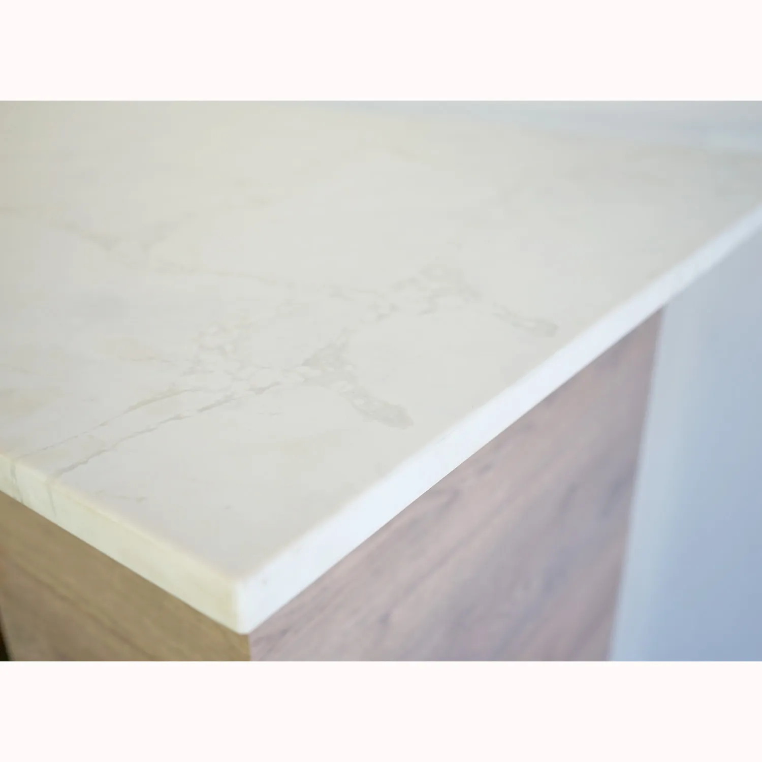 Caeserstone White Marble Stone Surface
