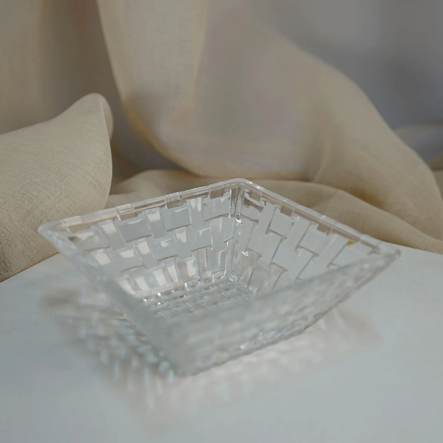 Woven Glass Square Bowl