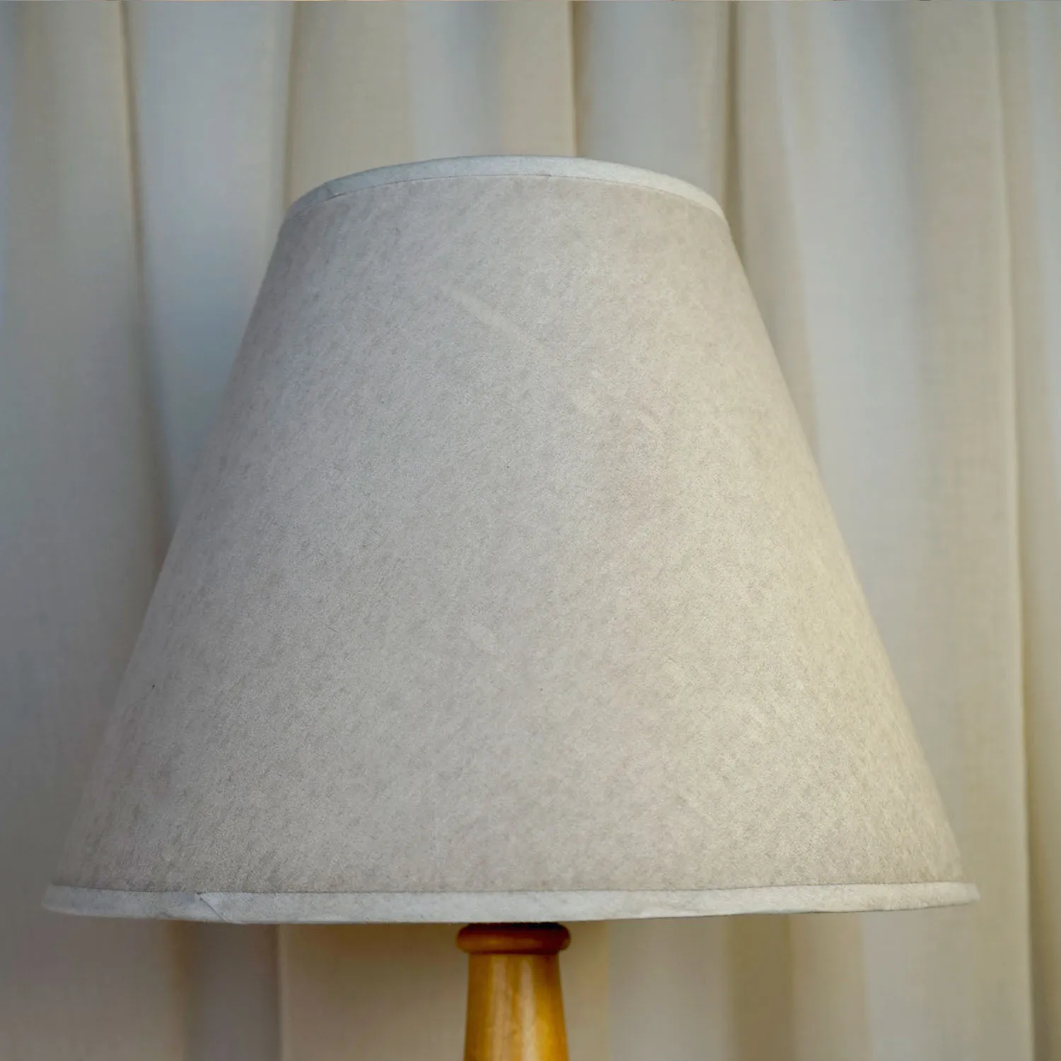 Medium Tapered White Shade 