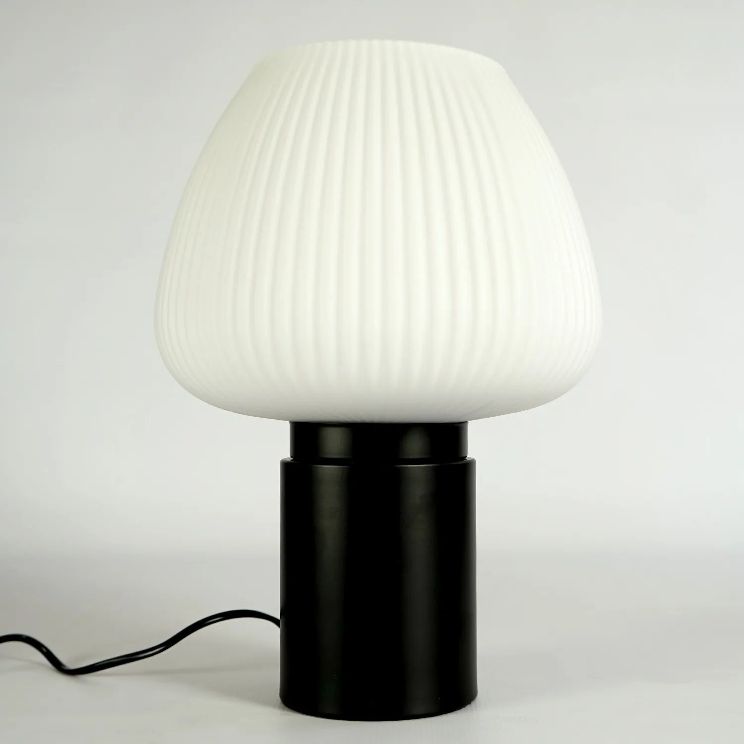Black and White Table Lamp