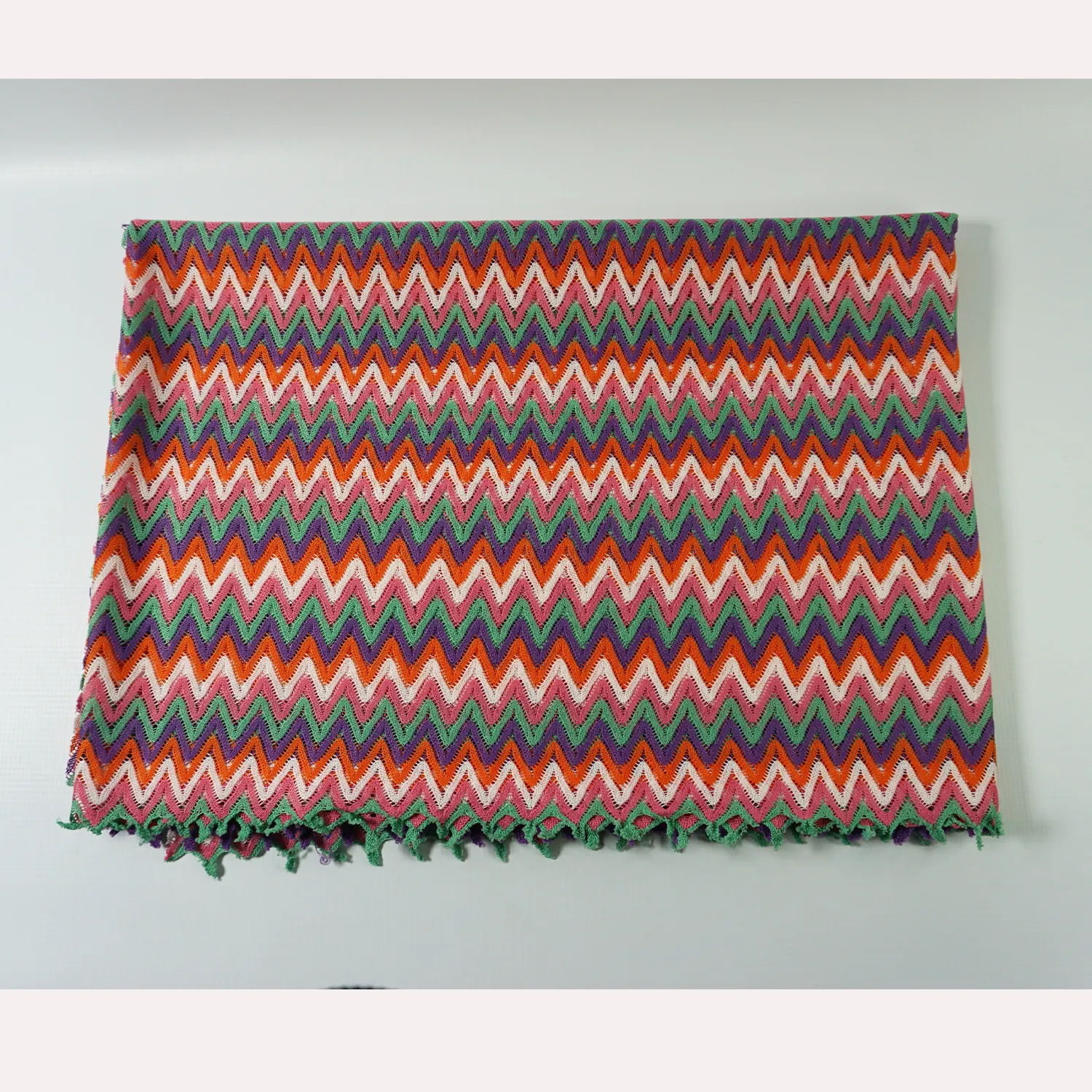 Zig Zig Fabric, 154 x 210cm