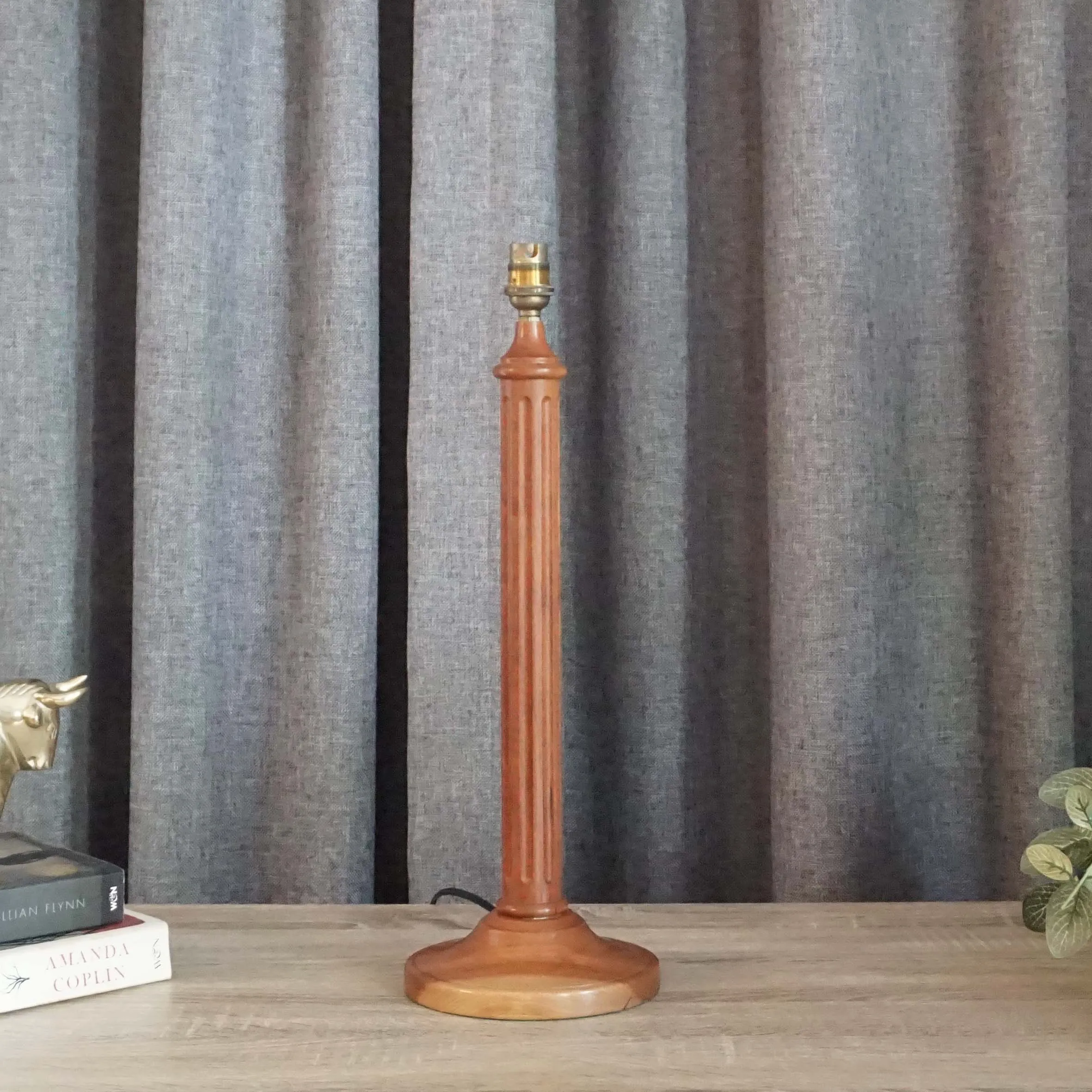 Straight Carved Wooden Lamp