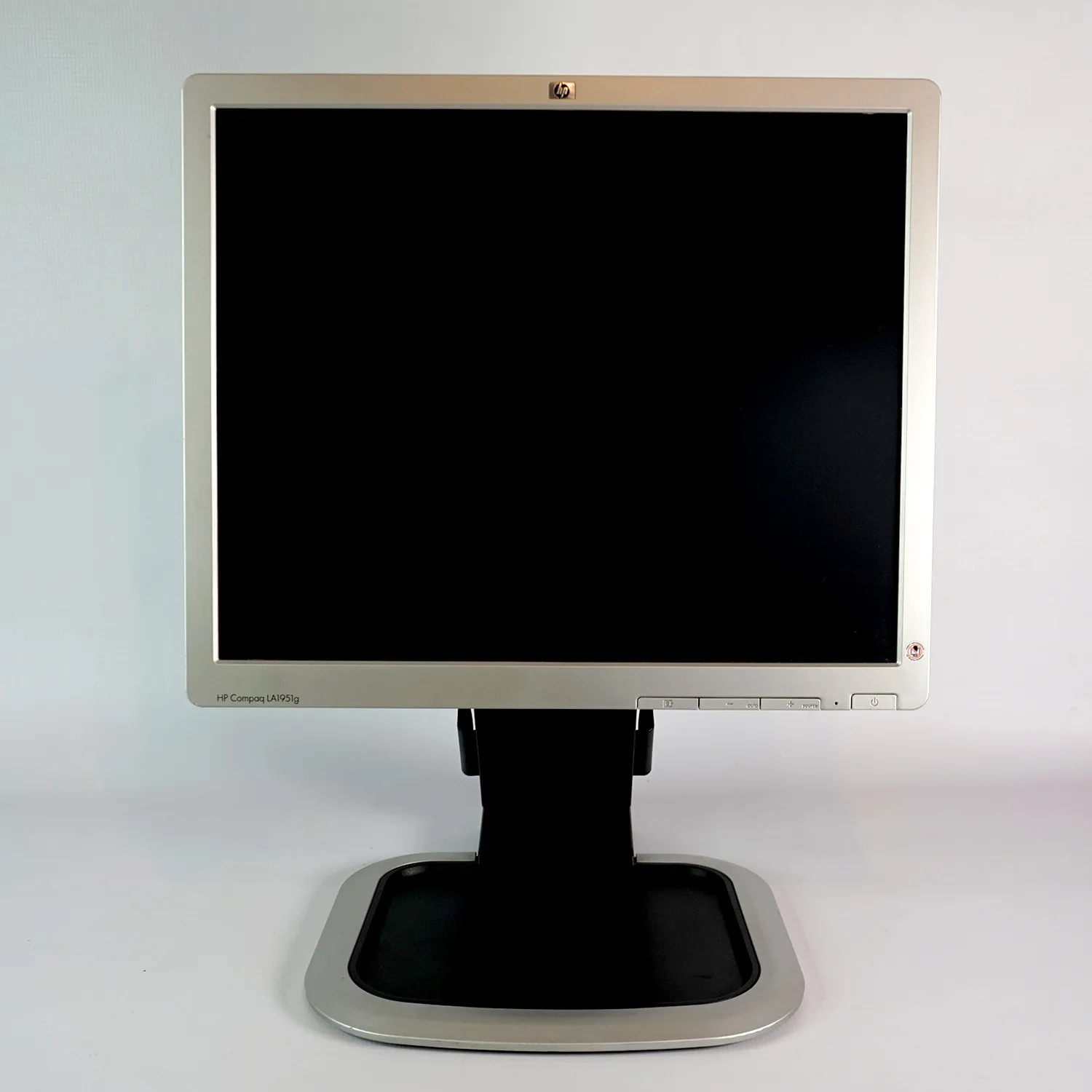 HP 19" Monitor