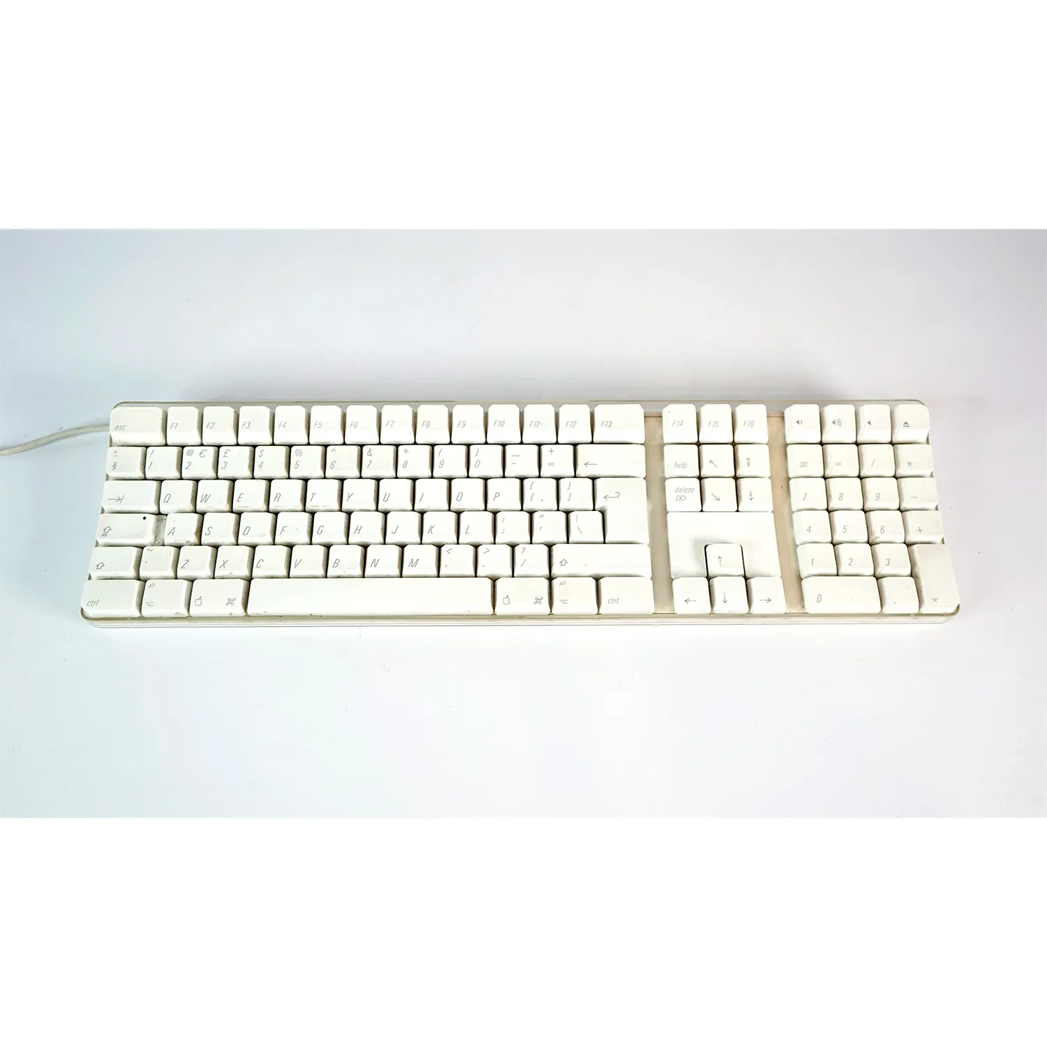 White Apple Keyboard A1048