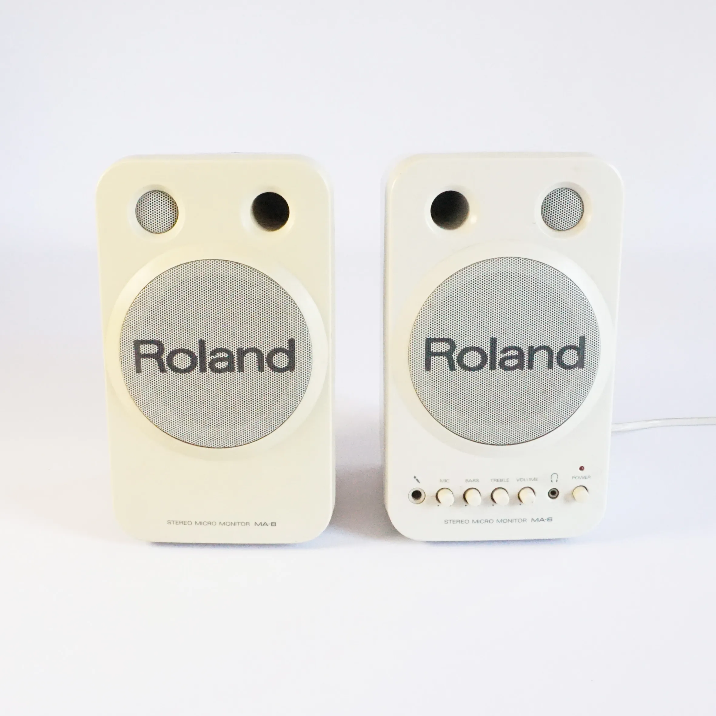 Roland MA-8 Speakers