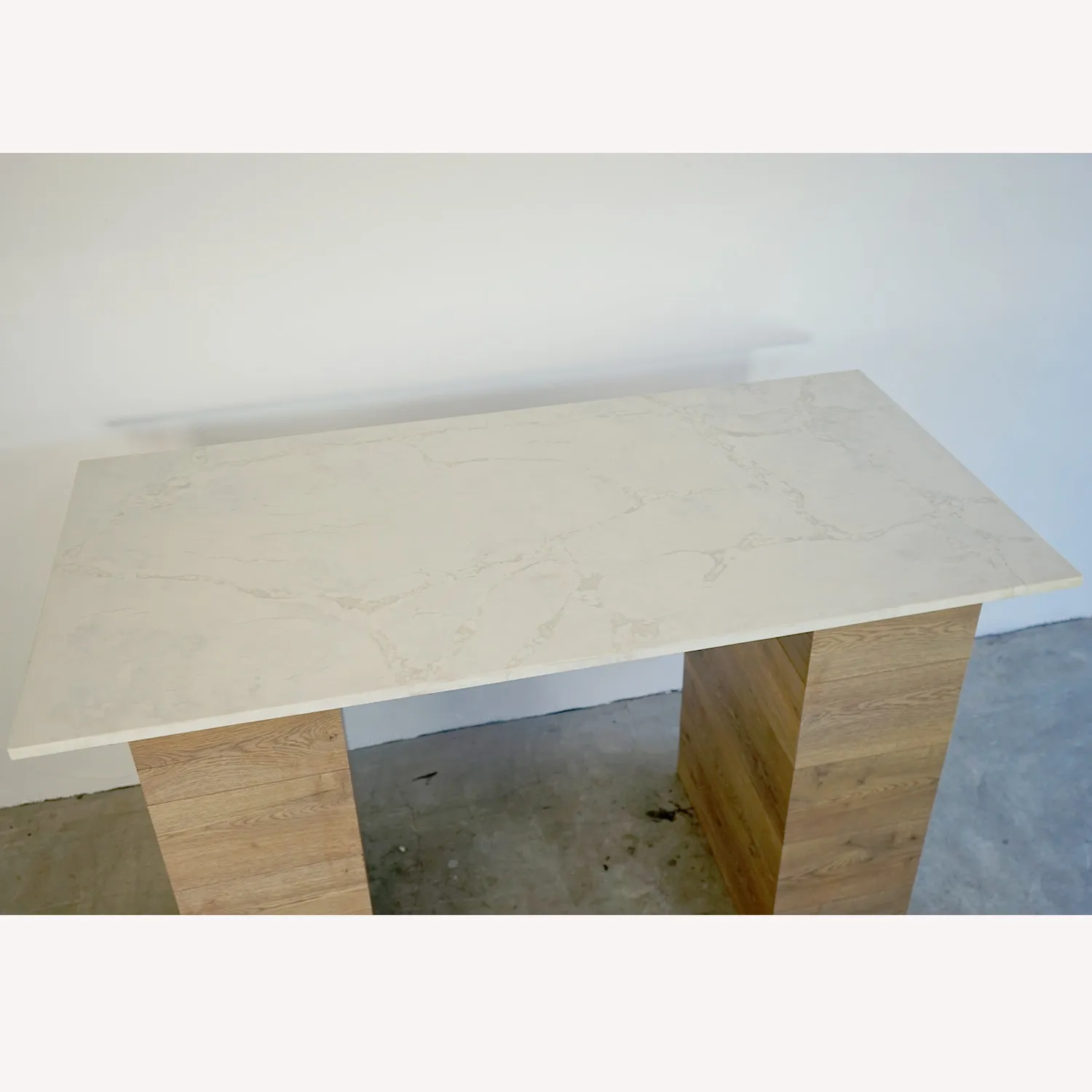 Caeserstone White Marble Stone Surface