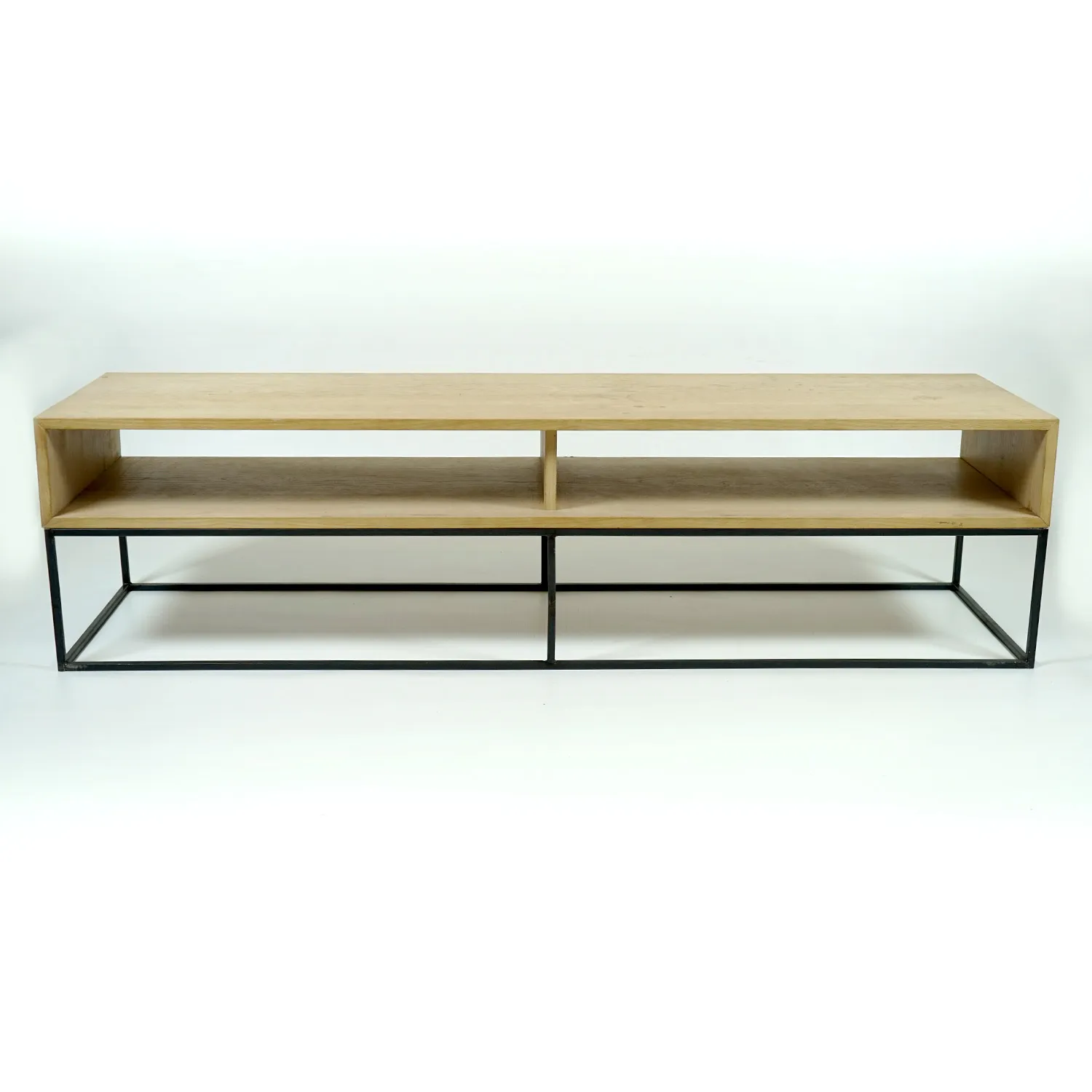 Low Weylandts TV Unit