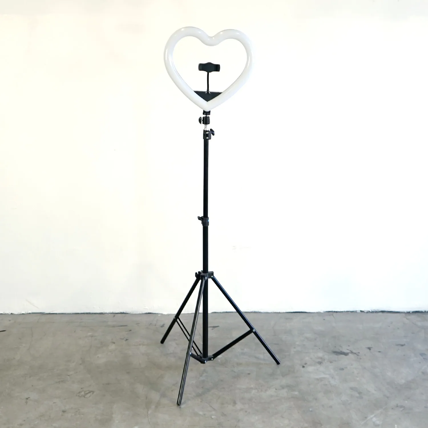 31cm Heart shaped LED ring light
