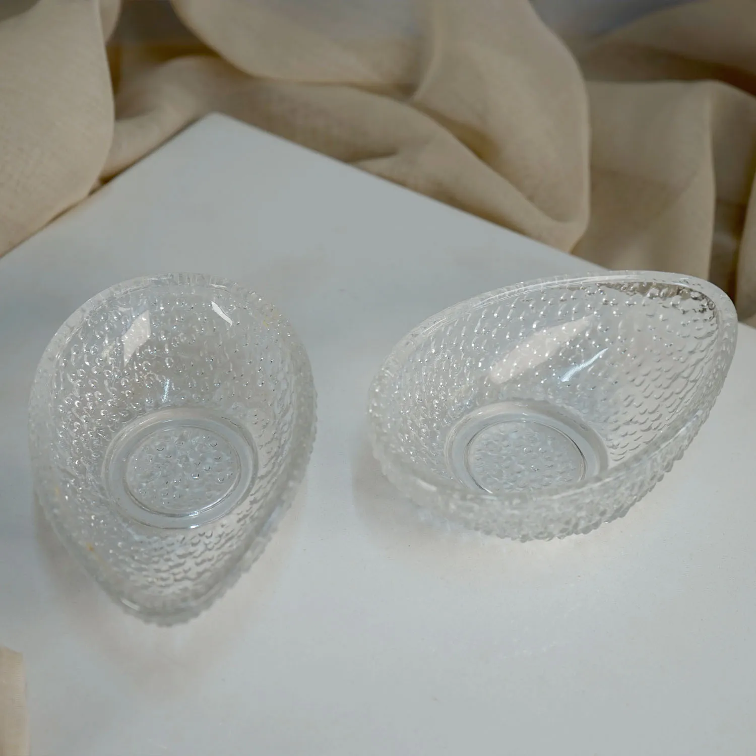 Glass Avo Shaped Bowls