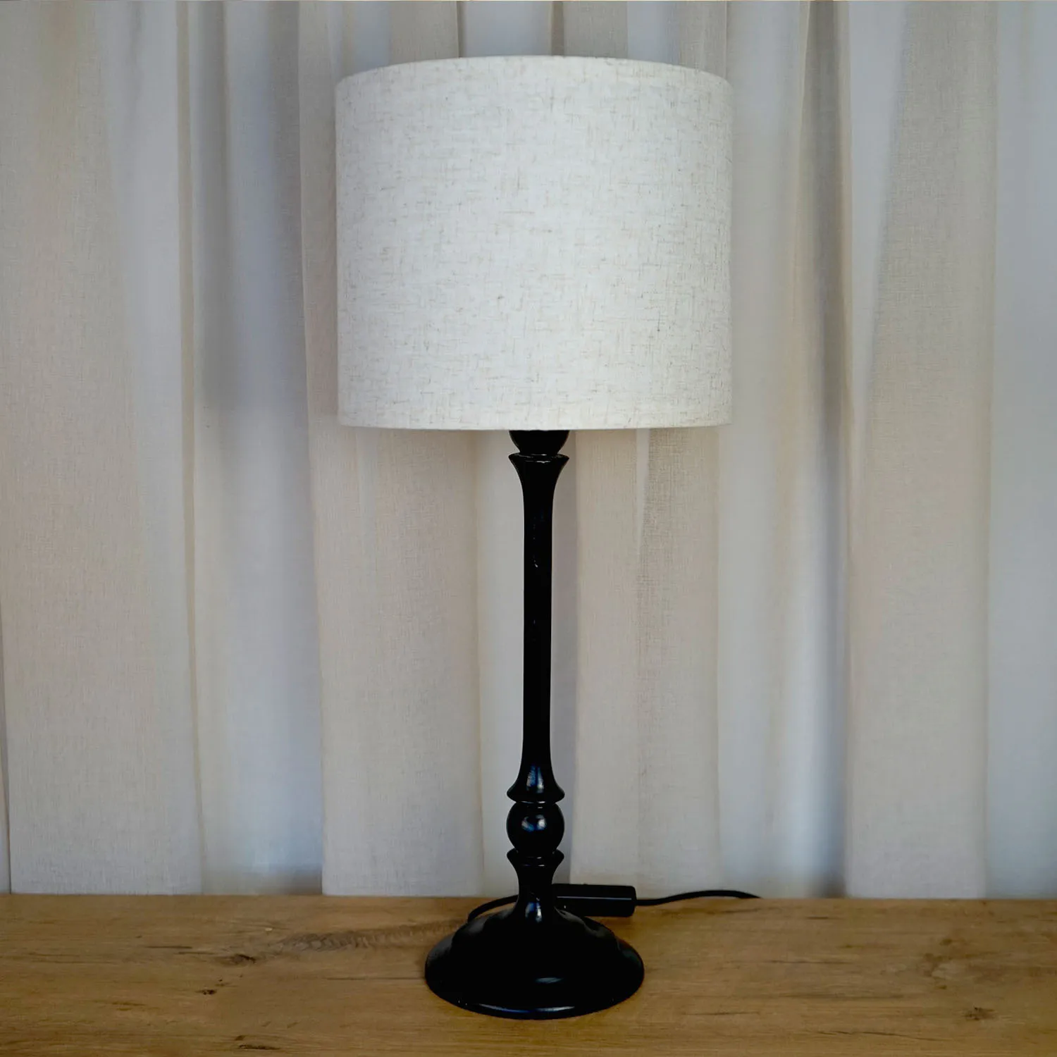 Thin Black Lamp
