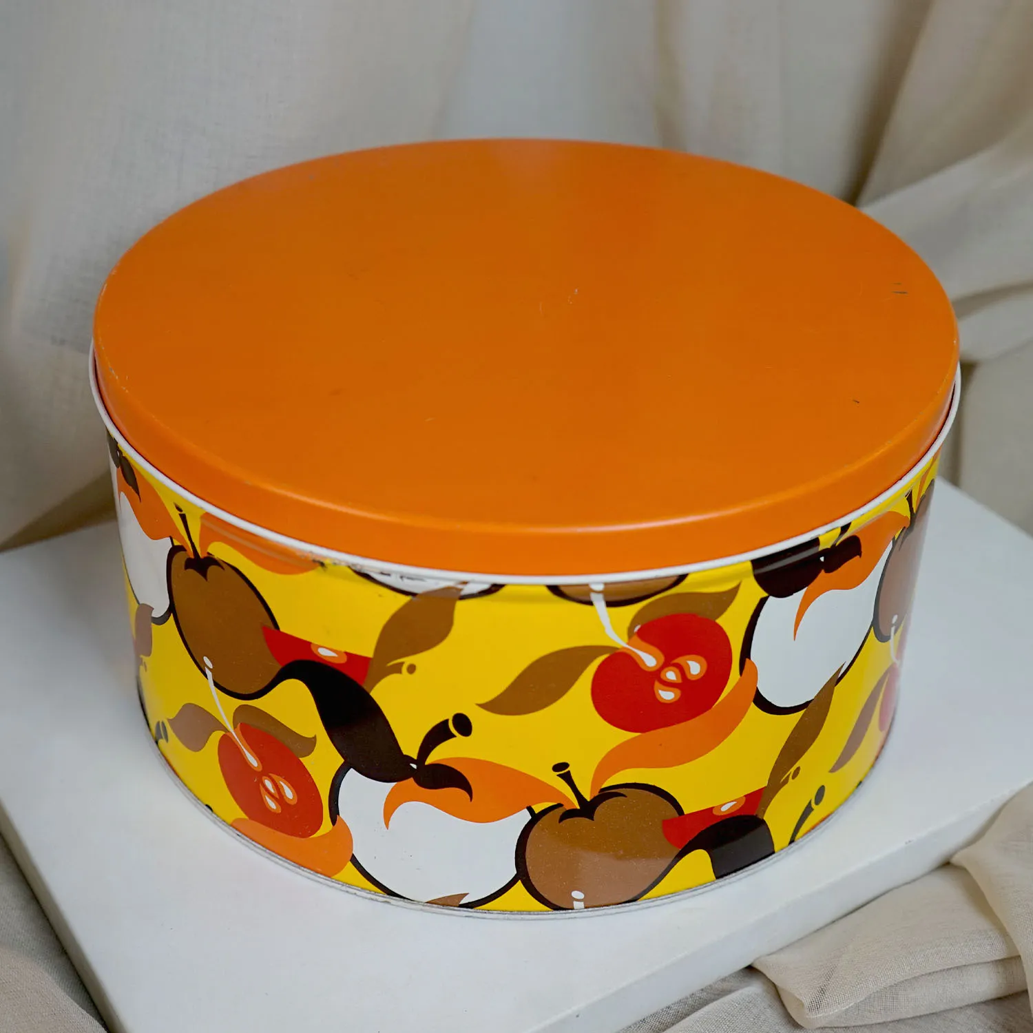 Retro Orange Tin