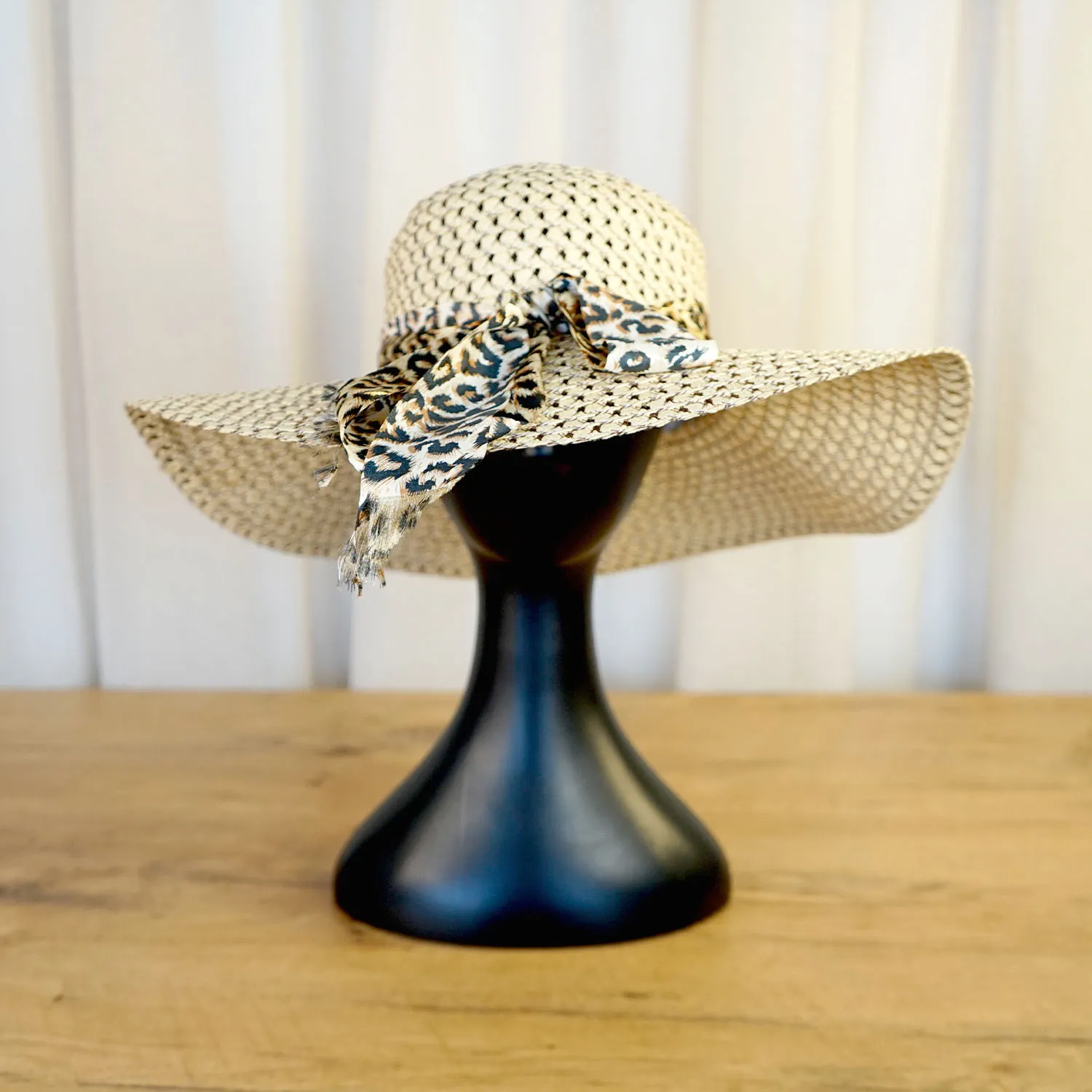 Beach Hat with Leopard Print Bow