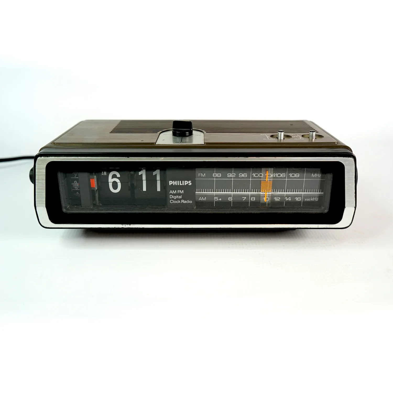 70's Phillips Flip Clock Radio Alarm