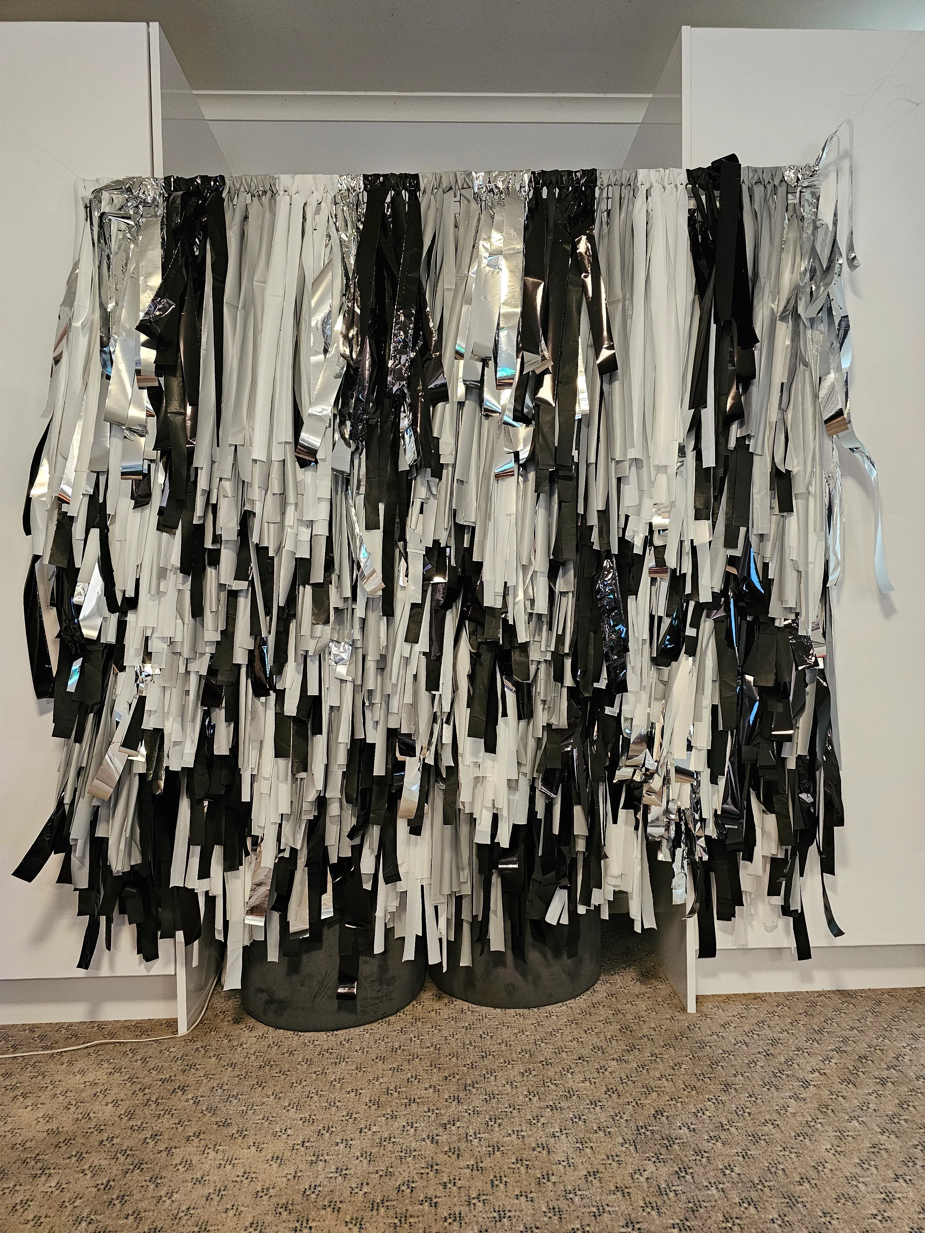 Vegas Streamer Hanger 1.5m Hire