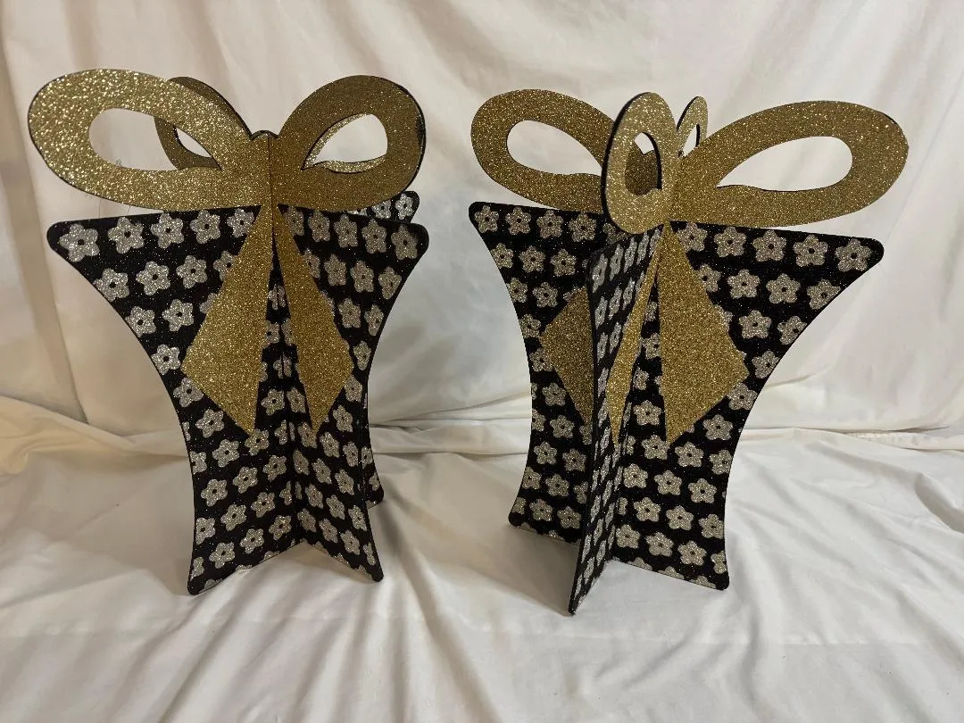Gold Glitter Present Stand up Decor
