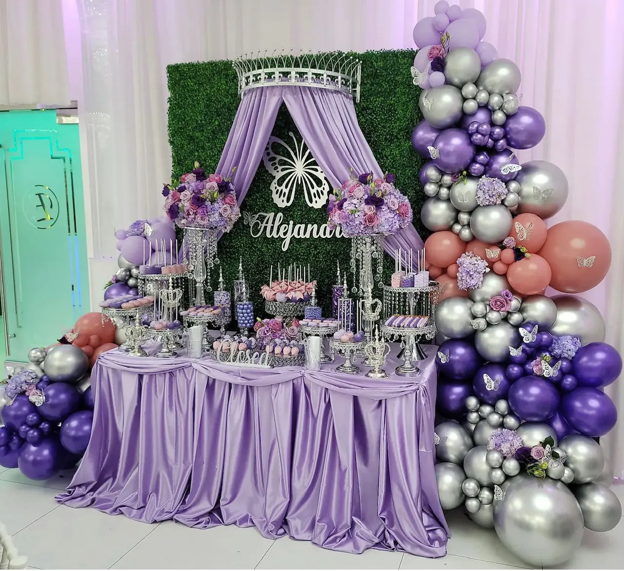 Balloon set; Arch 