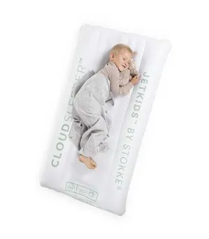 Jet Kids Cloud Sleeper by Stokke