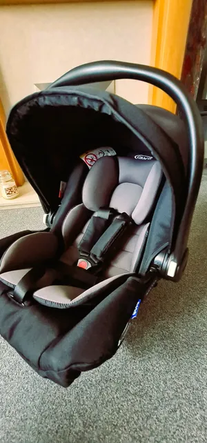 Graco SnugEssentials i-Size infant car seat