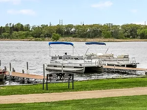 20ft Pontoon - 